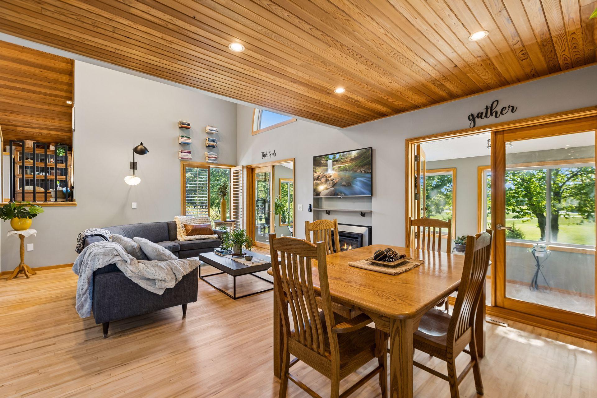 View of Residential at 440 Morgan Avenue, Minneapolis MN 55405, Minneapolis (19 of 79) - Mike Wilen | Minnesota Team Real Estate