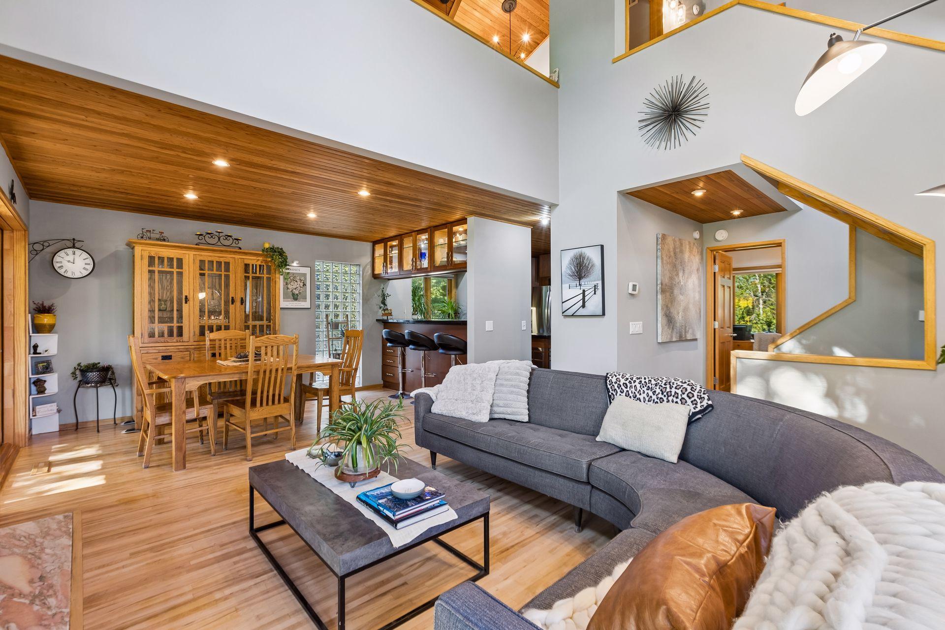 View of Residential at 440 Morgan Avenue, Minneapolis MN 55405, Minneapolis (16 of 79) - Mike Wilen | Minnesota Team Real Estate