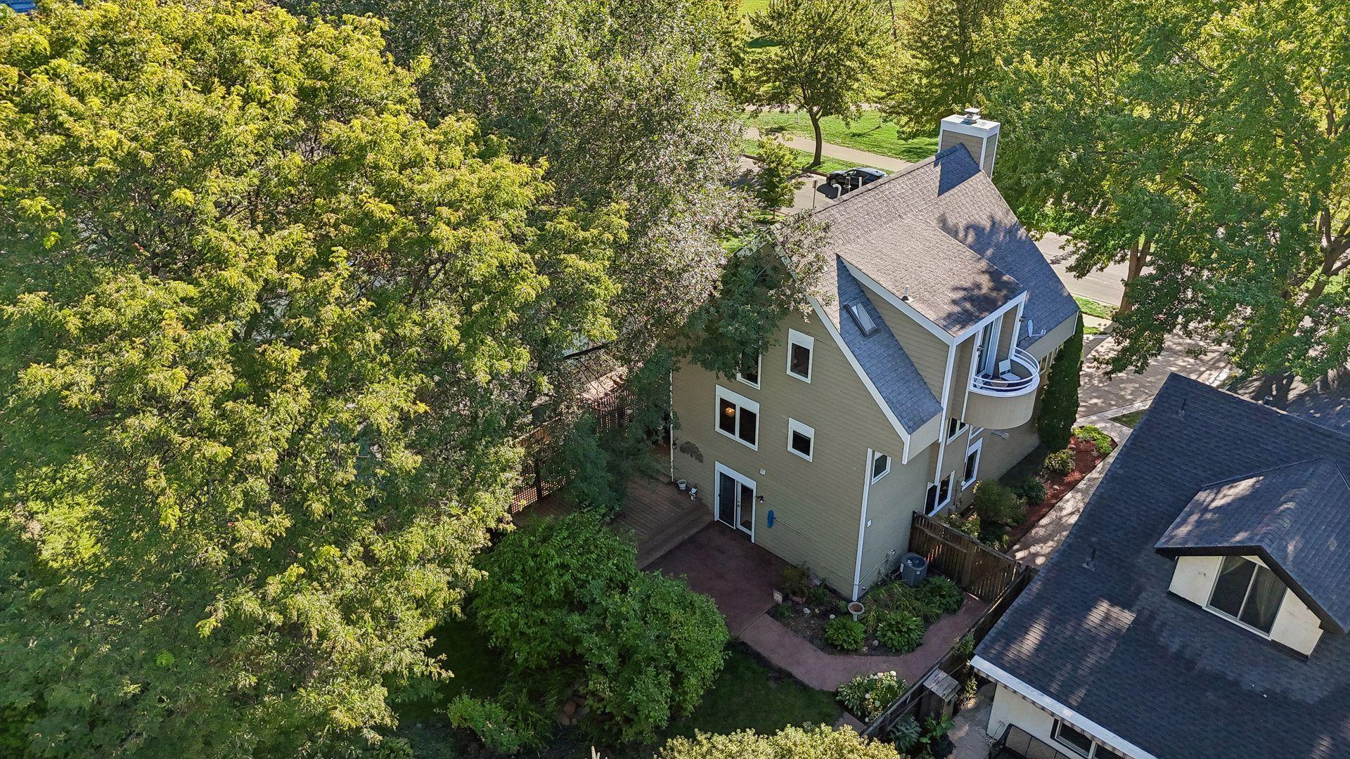 View of Residential at 440 Morgan Avenue, Minneapolis MN 55405, Minneapolis (4 of 79) - Mike Wilen | Minnesota Team Real Estate
