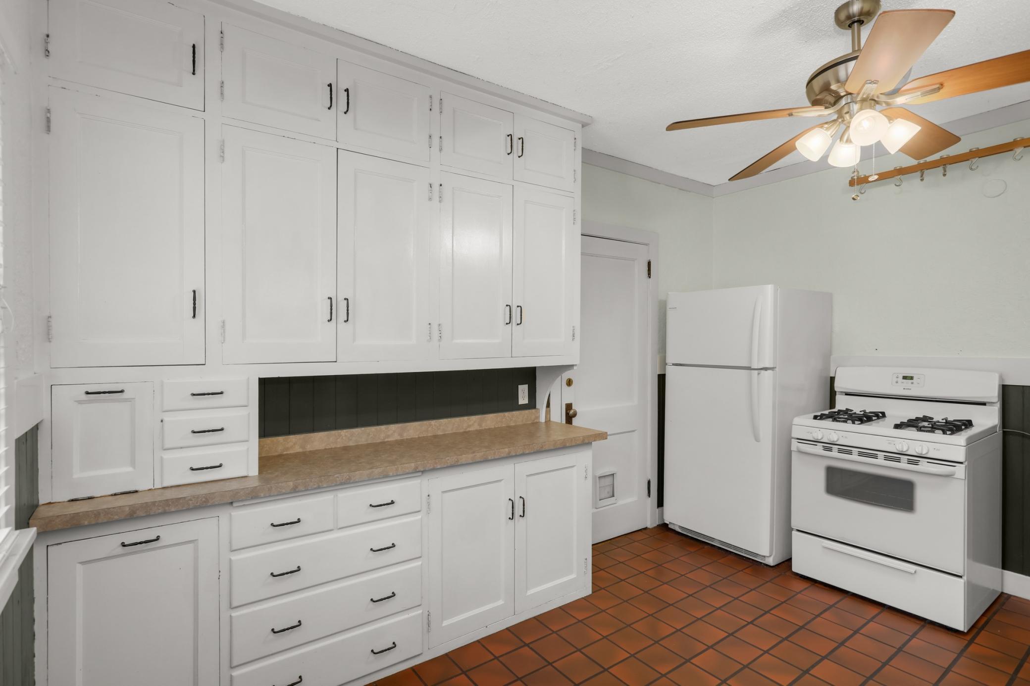 View of Residential Income at 3520 Pillsbury Avenue, Minneapolis MN 55408, Minneapolis (28 of 55) - Mike Wilen | Minnesota Team Real Estate