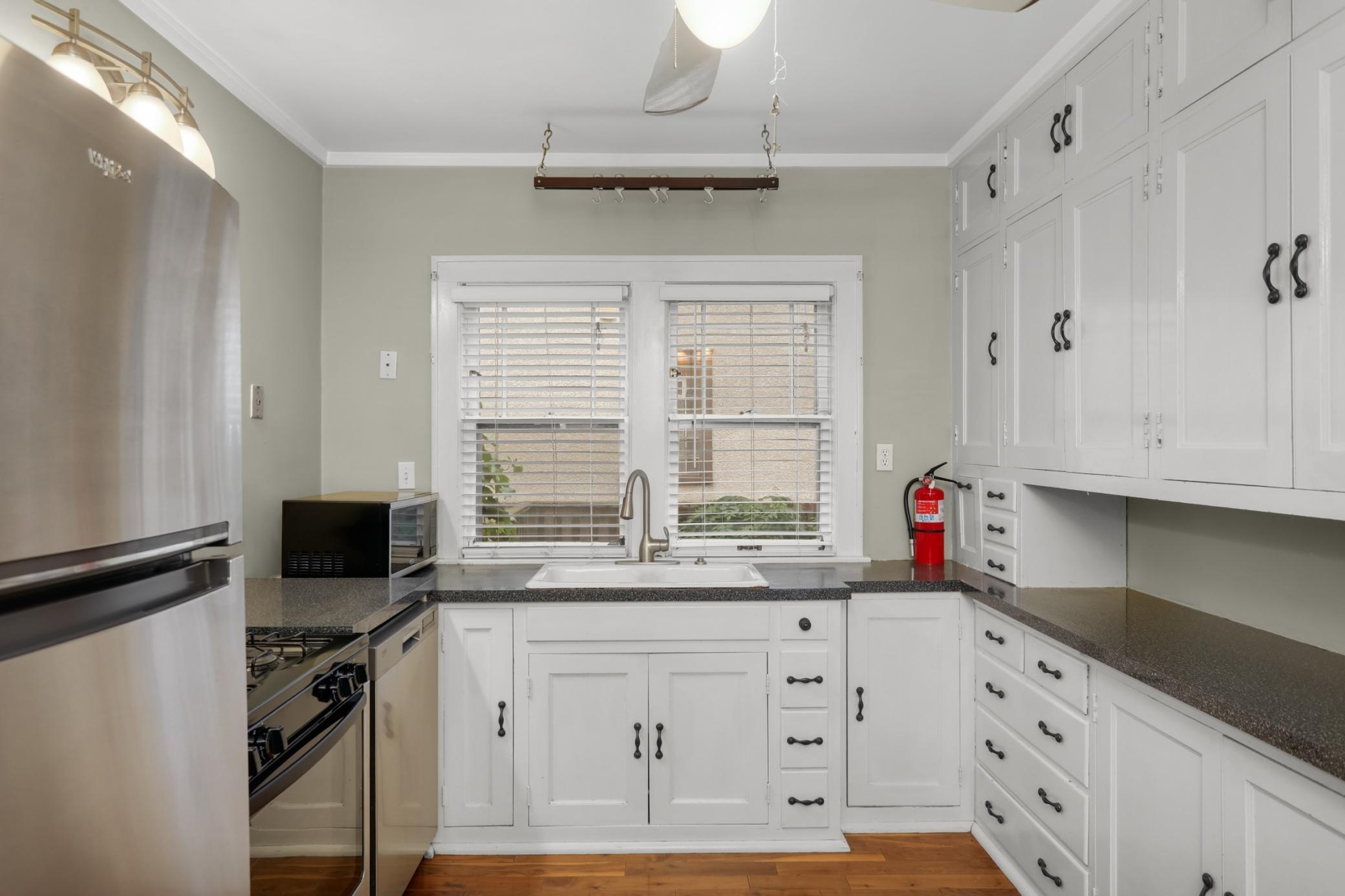 View of Residential Income at 3520 Pillsbury Avenue, Minneapolis MN 55408, Minneapolis (13 of 55) - Mike Wilen | Minnesota Team Real Estate