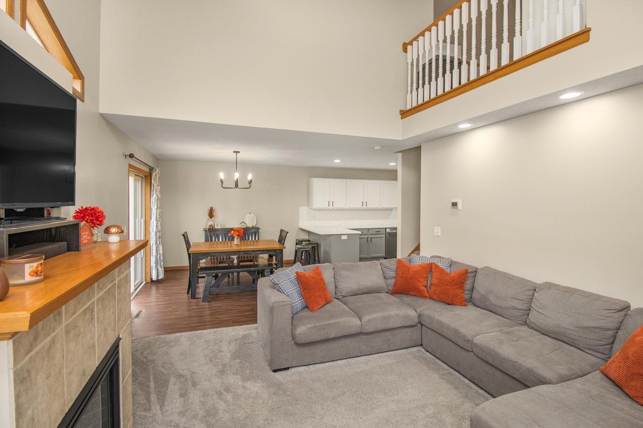 View of Residential at 1665 Lexington Lane, Shakopee MN 55379, Shakopee (5 of 41) - Mike Wilen | Minnesota Team Real Estate