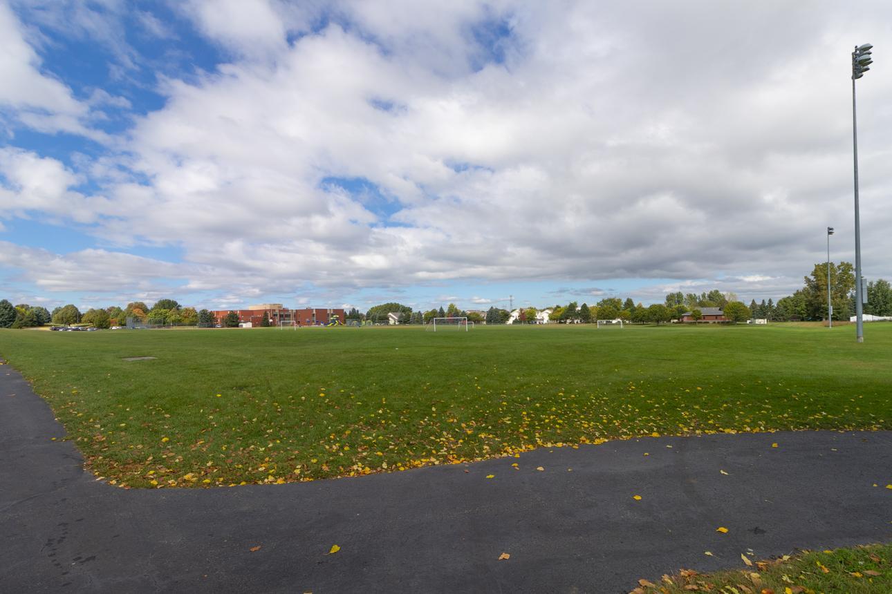 View of Residential at 1665 Lexington Lane, Shakopee MN 55379, Shakopee (40 of 41) - Mike Wilen | Minnesota Team Real Estate