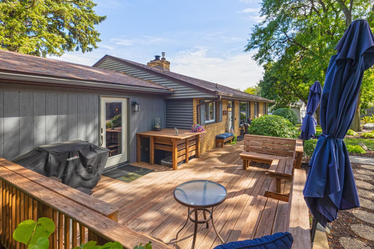 View of Residential at 15601 Summit Drive, Eden Prairie MN 55347, Eden Prairie (57 of 75) - Mike Wilen | Minnesota Team Real Estate