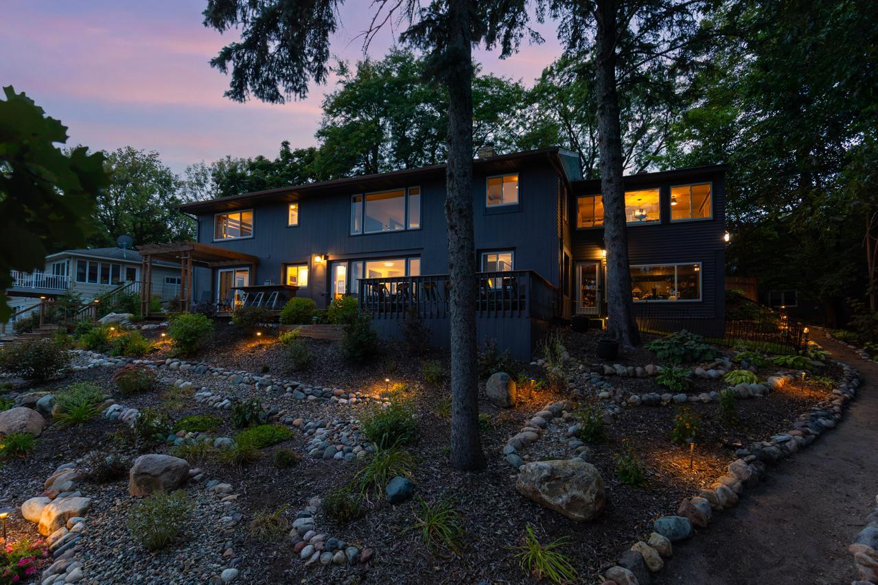 View of Residential at 15601 Summit Drive, Eden Prairie MN 55347, Eden Prairie (66 of 75) - Mike Wilen | Minnesota Team Real Estate