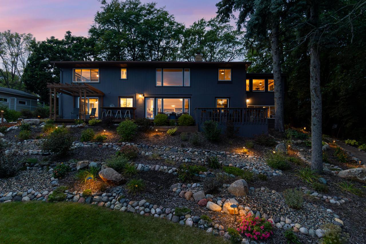 View of Residential at 15601 Summit Drive, Eden Prairie MN 55347, Eden Prairie (7 of 75) - Mike Wilen | Minnesota Team Real Estate