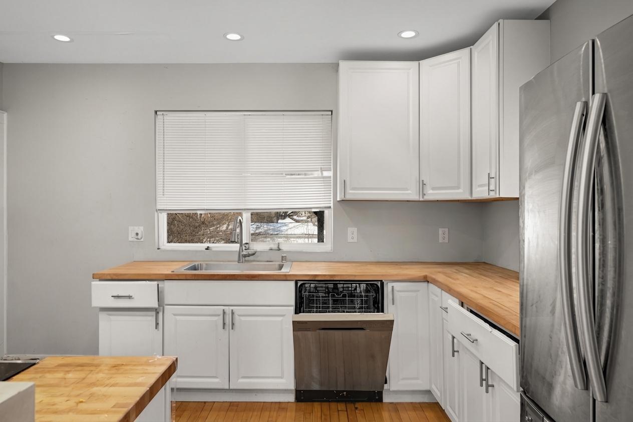 View of Residential Income at 16 33rd Street, Minneapolis MN 55408, Minneapolis (22 of 53) - Mike Wilen | Minnesota Team Real Estate