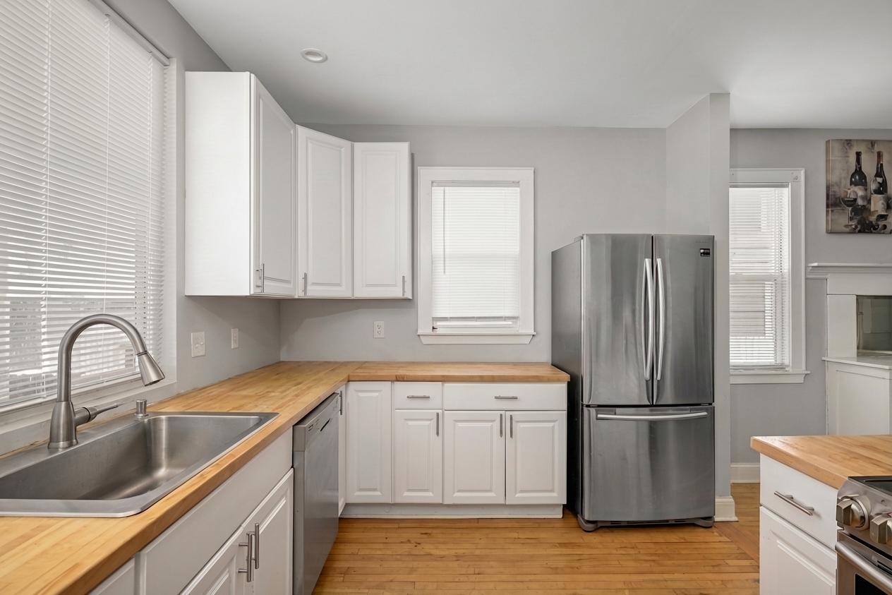 View of Residential Income at 16 33rd Street, Minneapolis MN 55408, Minneapolis (10 of 53) - Mike Wilen | Minnesota Team Real Estate