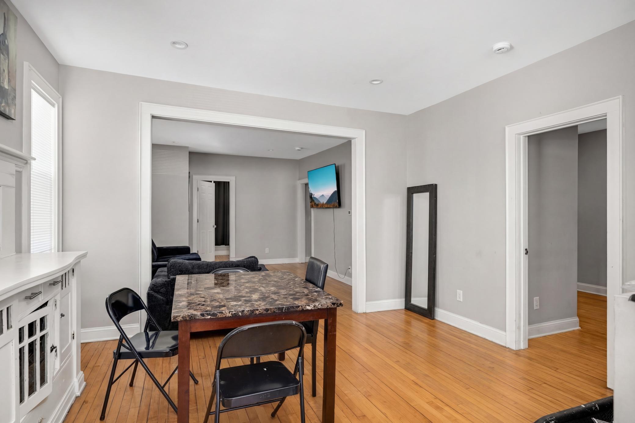 View of Residential Income at 16 33rd Street, Minneapolis MN 55408, Minneapolis (7 of 53) - Mike Wilen | Minnesota Team Real Estate