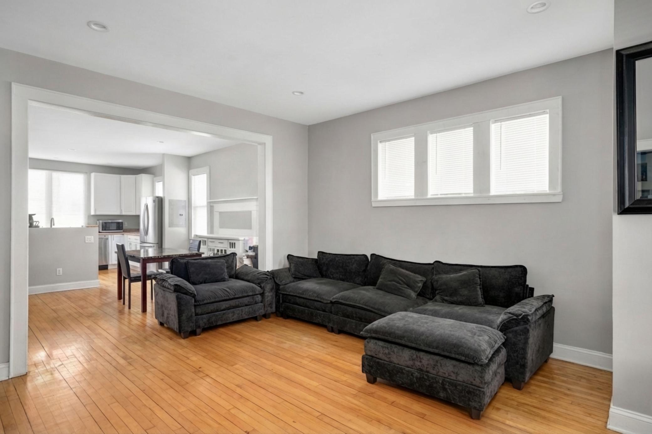 View of Residential Income at 16 33rd Street, Minneapolis MN 55408, Minneapolis (6 of 53) - Mike Wilen | Minnesota Team Real Estate