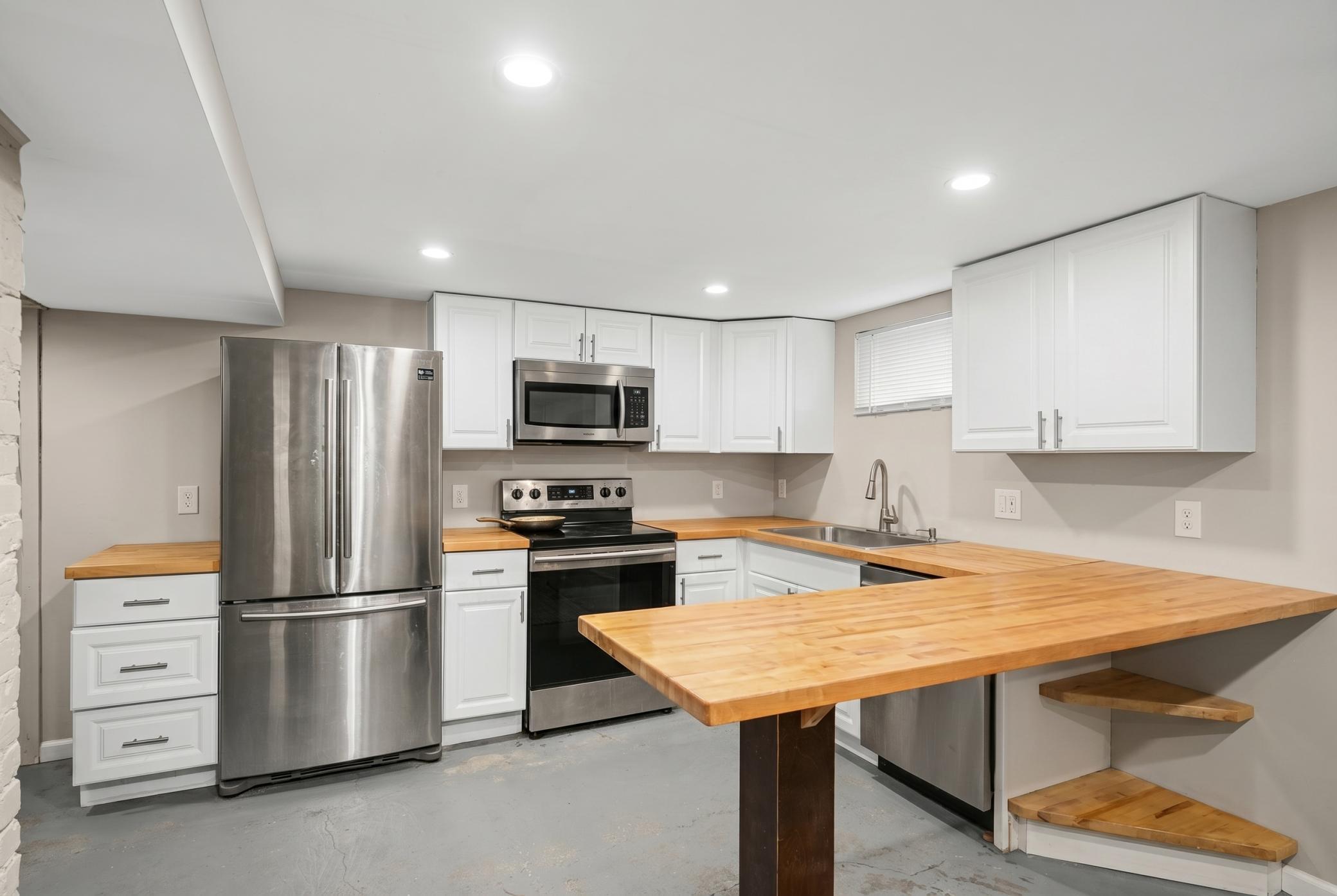 View of Residential Income at 16 33rd Street, Minneapolis MN 55408, Minneapolis (36 of 53) - Mike Wilen | Minnesota Team Real Estate
