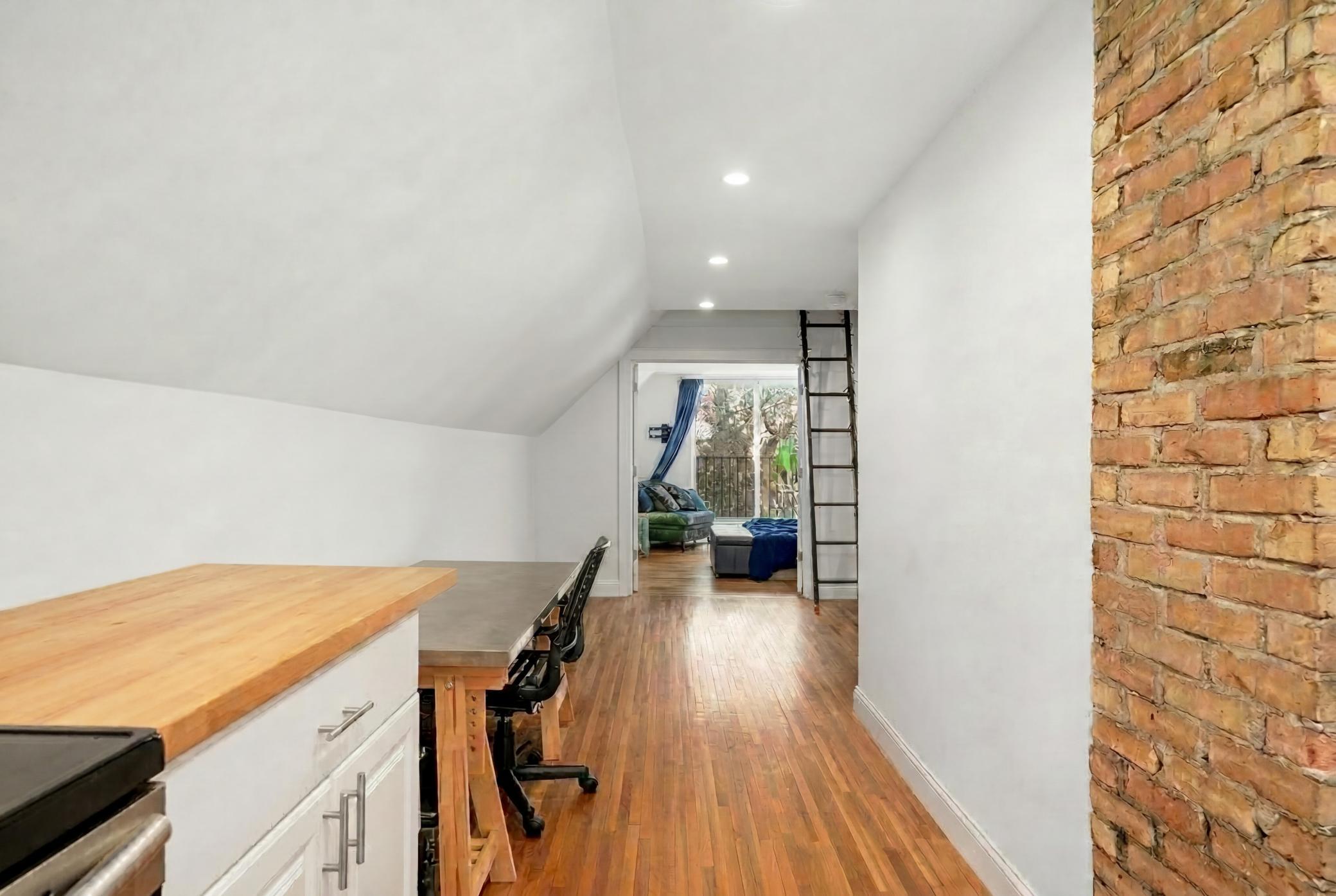 View of Residential Income at 16 33rd Street, Minneapolis MN 55408, Minneapolis (31 of 53) - Mike Wilen | Minnesota Team Real Estate