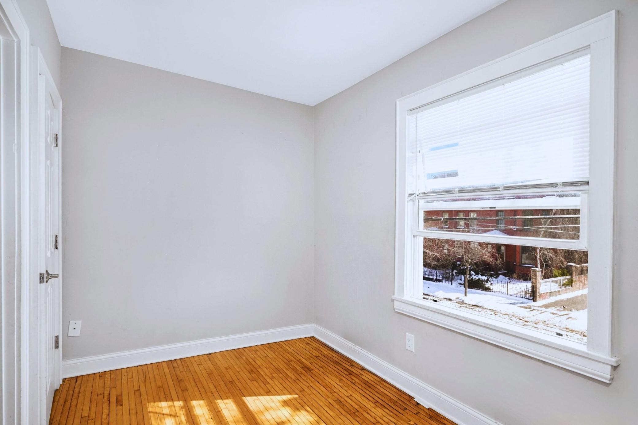View of Residential Income at 16 33rd Street, Minneapolis MN 55408, Minneapolis (24 of 53) - Mike Wilen | Minnesota Team Real Estate
