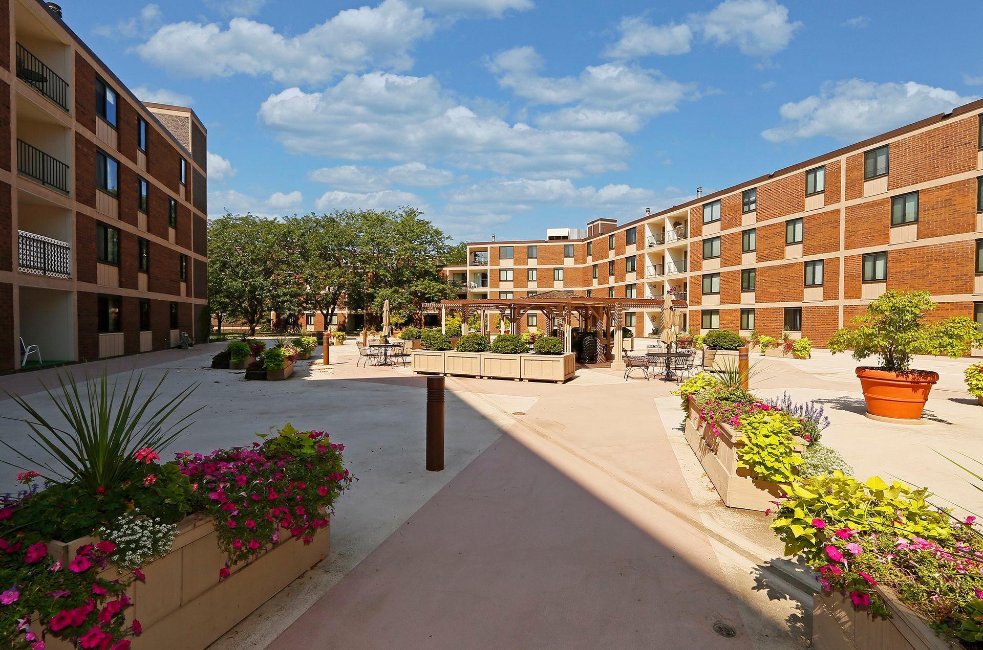 View of Residential at 7200 York Avenue #103, Edina MN 55435, Edina (57 of 86) - Mike Wilen | Minnesota Team Real Estate