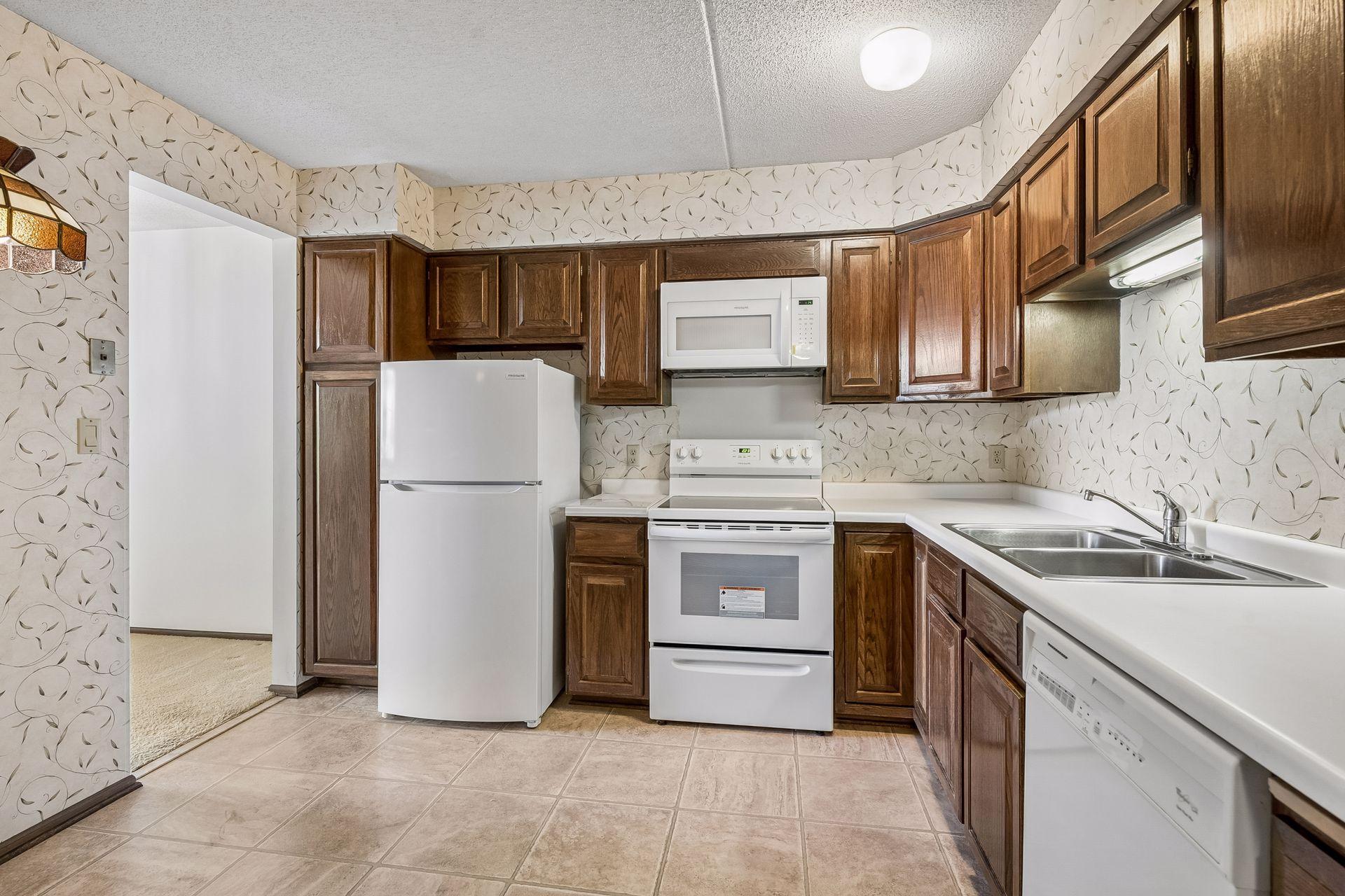 View of Residential at 7200 York Avenue #103, Edina MN 55435, Edina (18 of 86) - Mike Wilen | Minnesota Team Real Estate