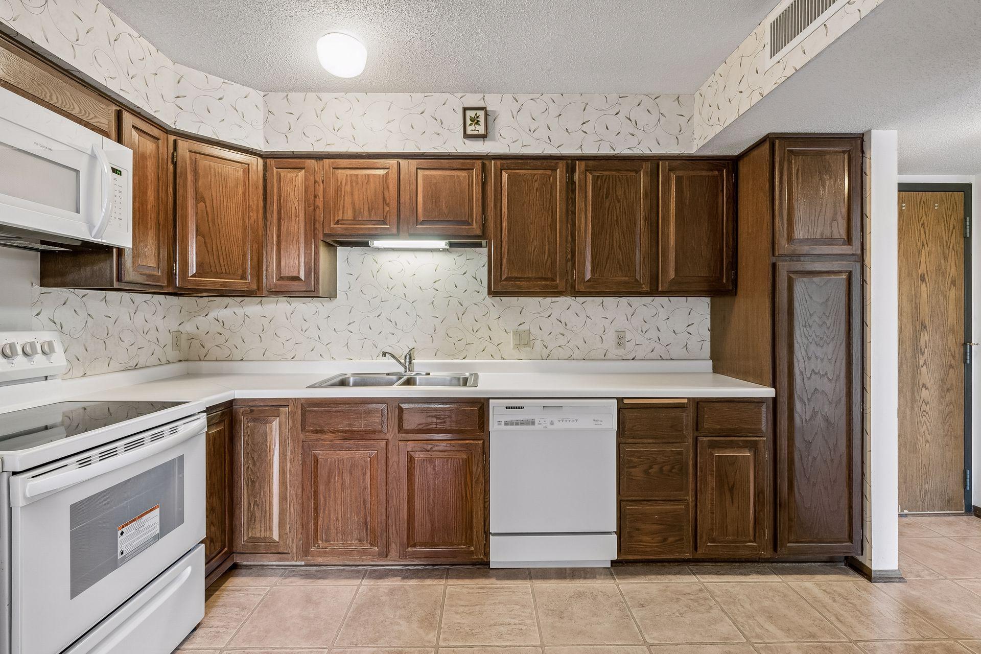View of Residential at 7200 York Avenue #103, Edina MN 55435, Edina (17 of 86) - Mike Wilen | Minnesota Team Real Estate