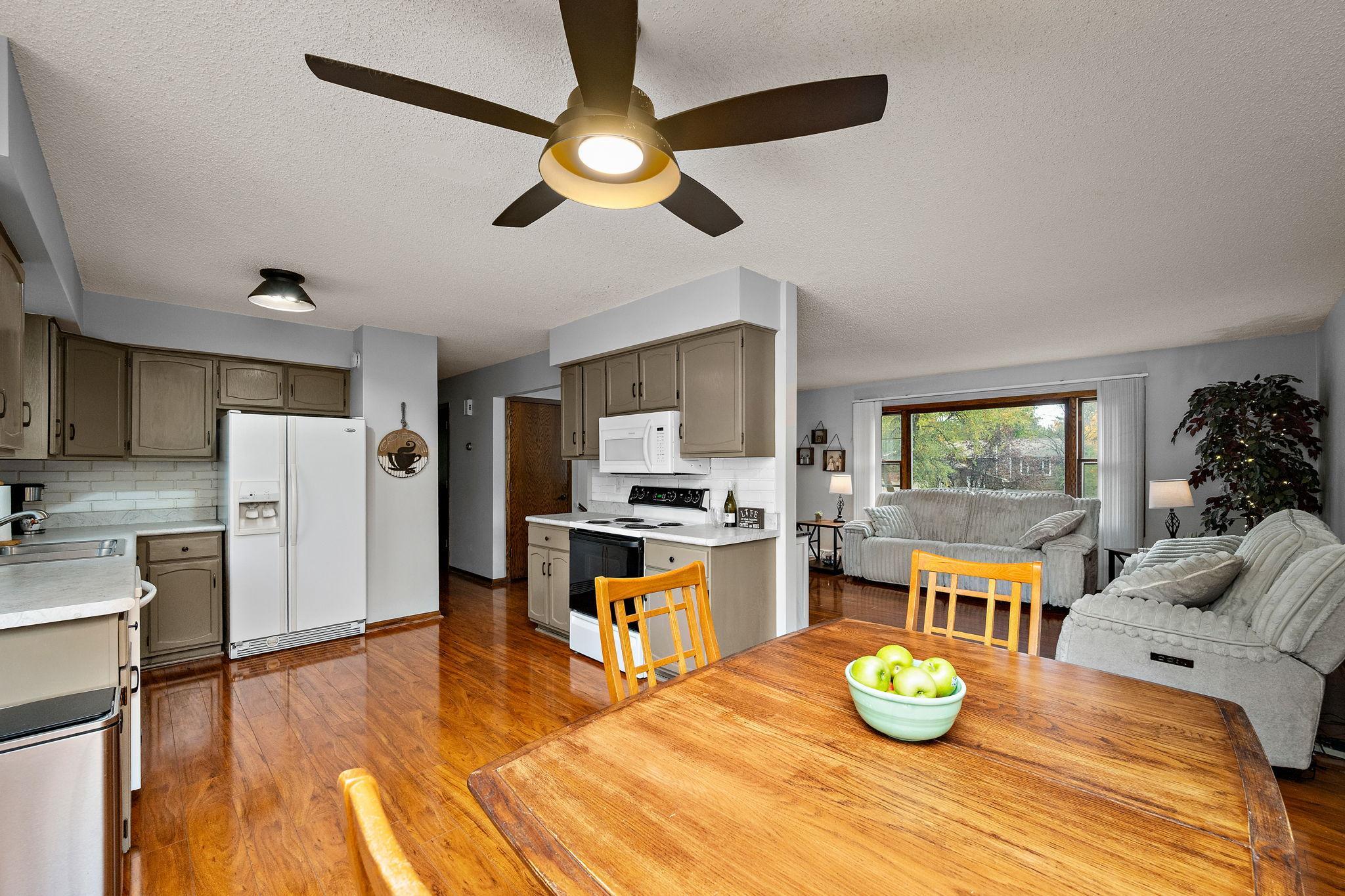View of Residential at 109 Oak Avenue, Saint Michael MN 55376, Saint Michael (10 of 32) - Mike Wilen | Minnesota Team Real Estate