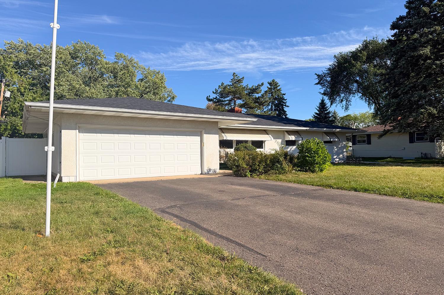 View of Single Family at 2856 Virginia Avenue, Roseville - Mike Wilen | Minnesota Team Real Estate