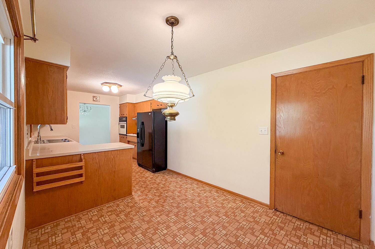 View of Residential at 2856 Virginia Avenue, Roseville MN 55113, Roseville (16 of 31) - Mike Wilen | Minnesota Team Real Estate