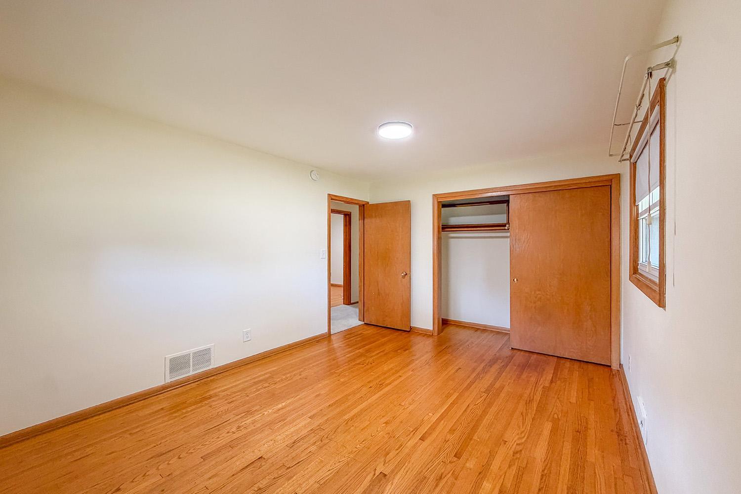 View of Residential at 2856 Virginia Avenue, Roseville MN 55113, Roseville (12 of 31) - Mike Wilen | Minnesota Team Real Estate