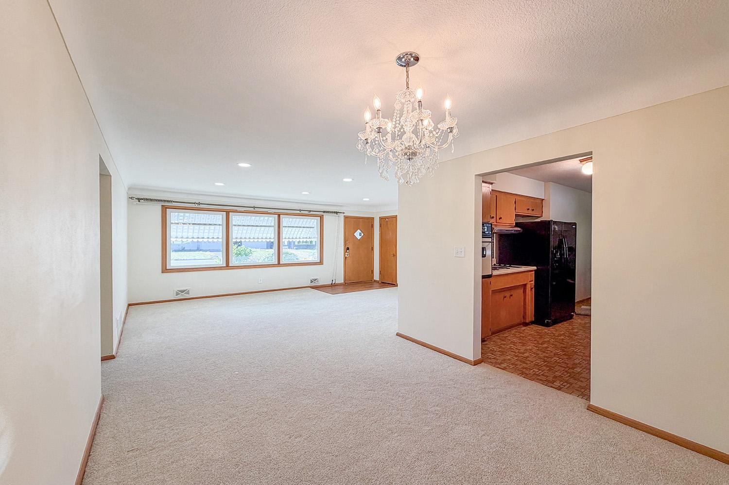 View of Residential at 2856 Virginia Avenue, Roseville MN 55113, Roseville (6 of 31) - Mike Wilen | Minnesota Team Real Estate