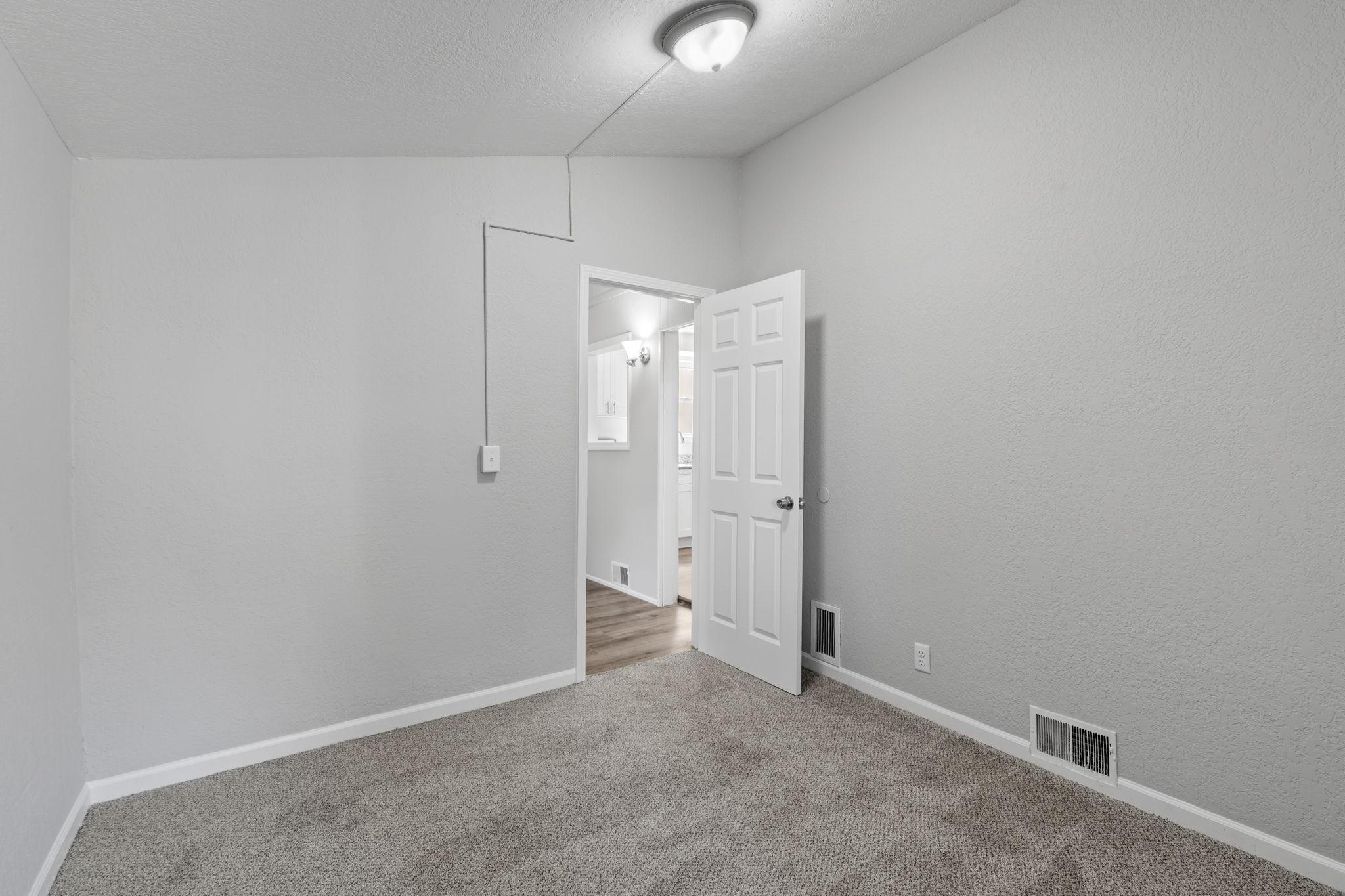 View of Residential at 3726 Fremont Avenue, Minneapolis MN 55412, Minneapolis (18 of 35) - Mike Wilen | Minnesota Team Real Estate