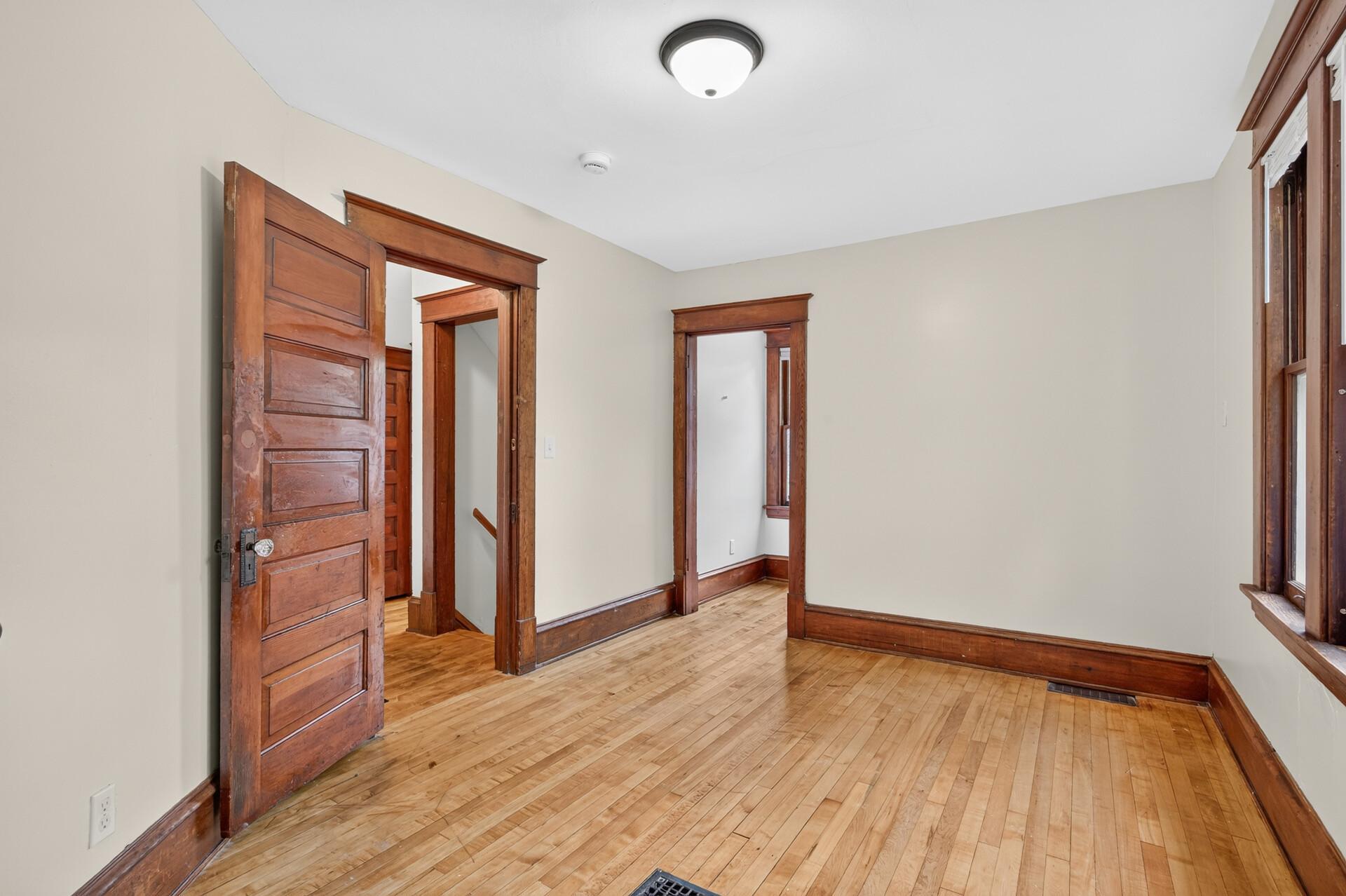 View of Residential at 2919 Oliver Avenue, Minneapolis MN 55411, Minneapolis (20 of 24) - Mike Wilen | Minnesota Team Real Estate