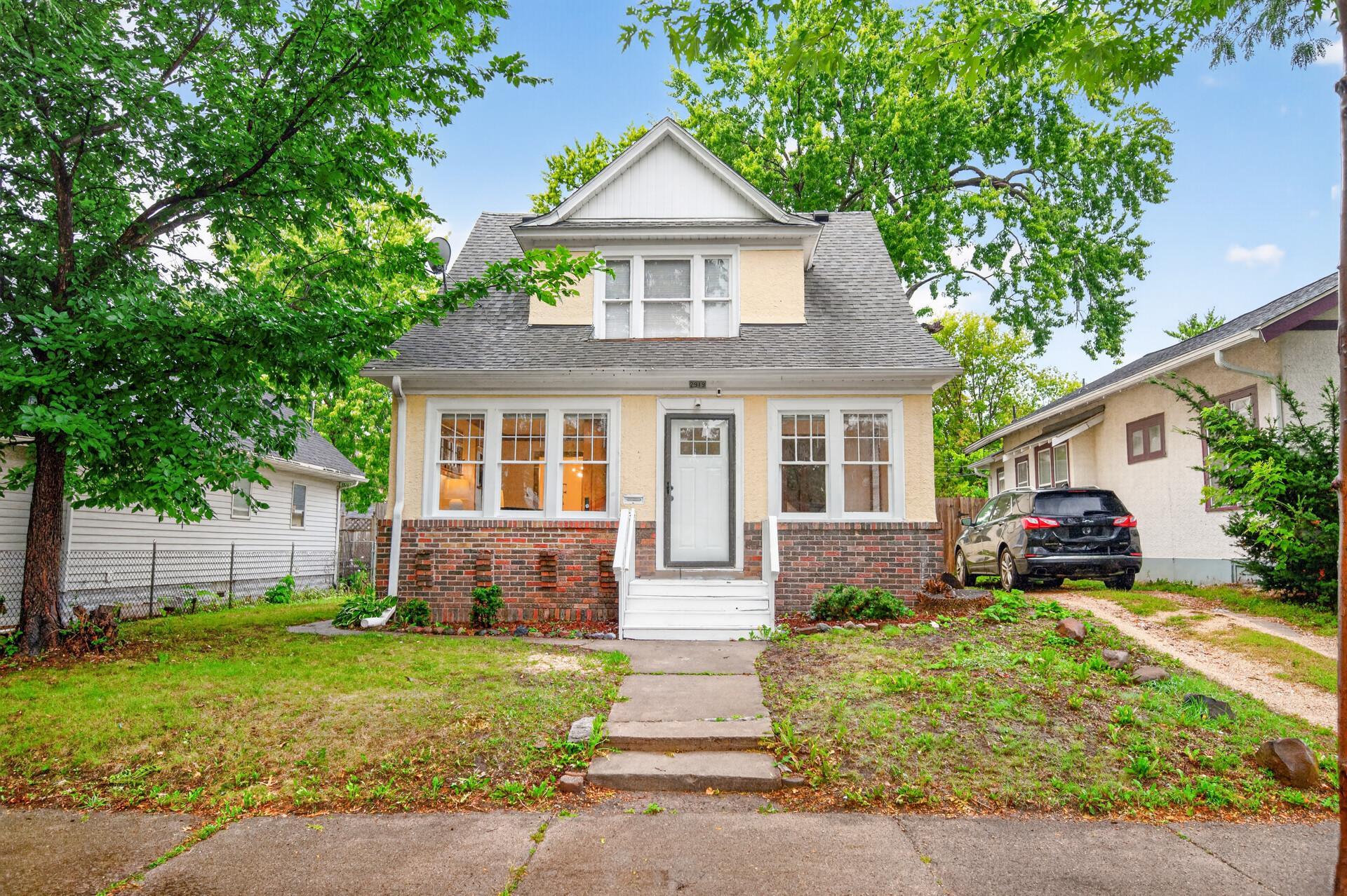 View of Residential at 2919 Oliver Avenue, Minneapolis MN 55411, Minneapolis (2 of 24) - Mike Wilen | Minnesota Team Real Estate