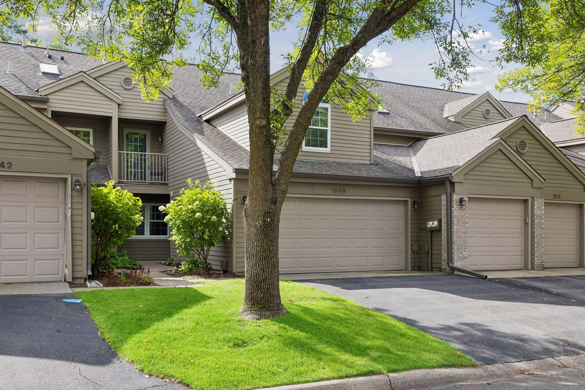 View of Residential at 1640 Rose Hill Circle, Lauderdale MN 55108, Lauderdale (3 of 46) - Mike Wilen | Minnesota Team Real Estate