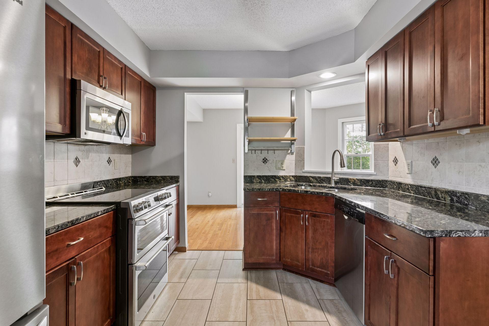 View of Residential at 1640 Rose Hill Circle, Lauderdale MN 55108, Lauderdale (23 of 46) - Mike Wilen | Minnesota Team Real Estate