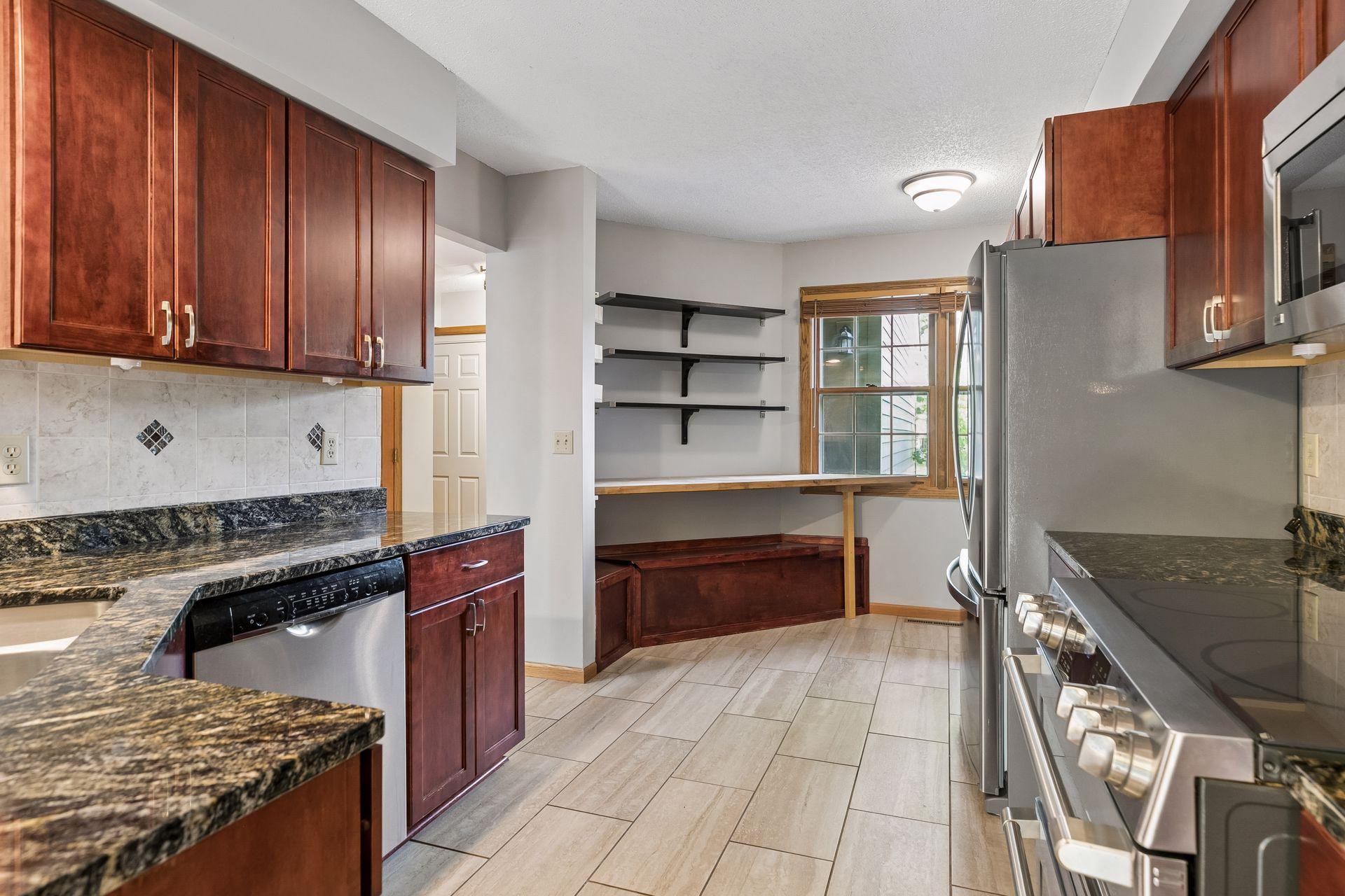 View of Residential at 1640 Rose Hill Circle, Lauderdale MN 55108, Lauderdale (22 of 46) - Mike Wilen | Minnesota Team Real Estate