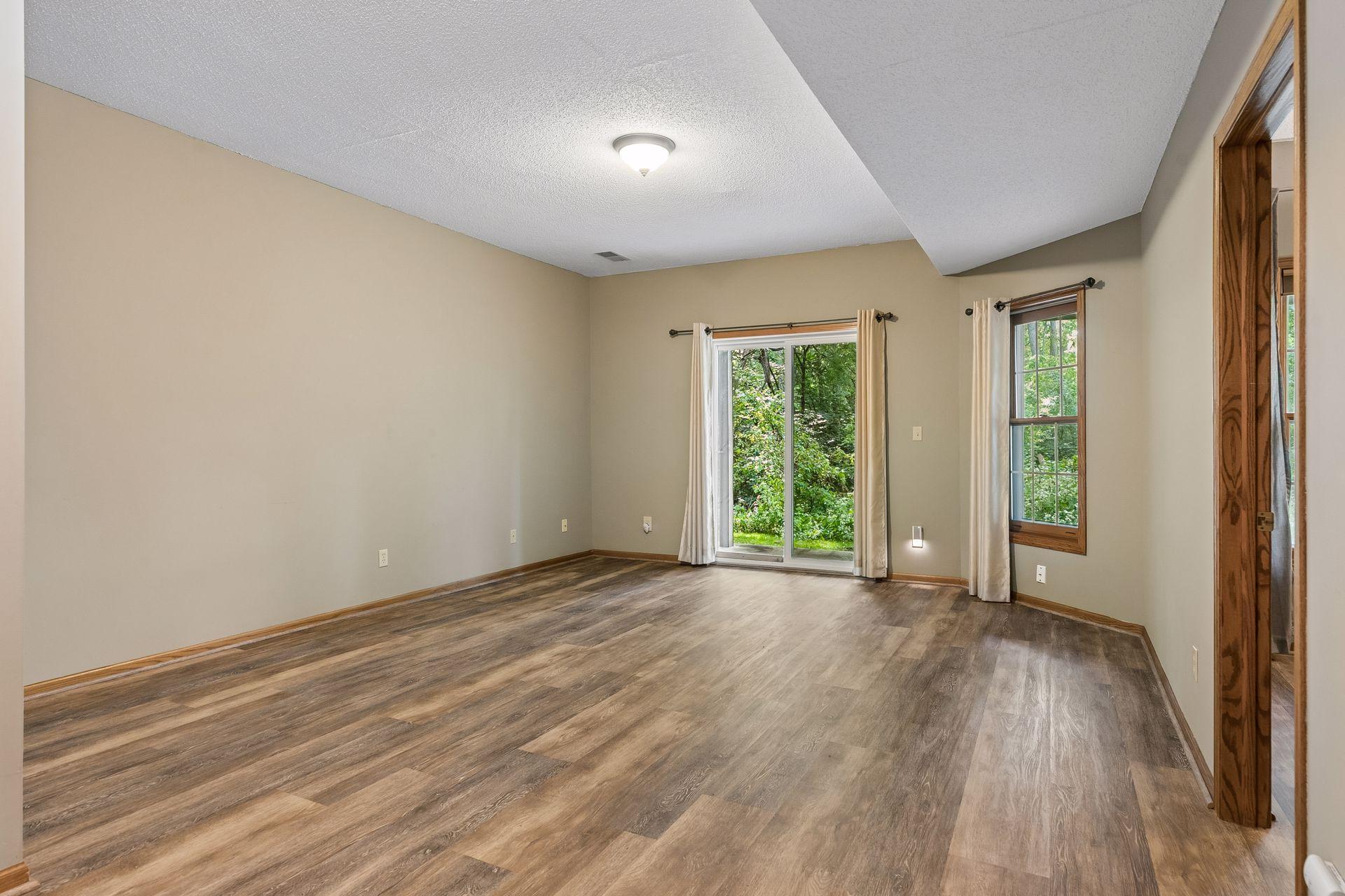 View of Residential at 1640 Rose Hill Circle, Lauderdale MN 55108, Lauderdale (35 of 46) - Mike Wilen | Minnesota Team Real Estate