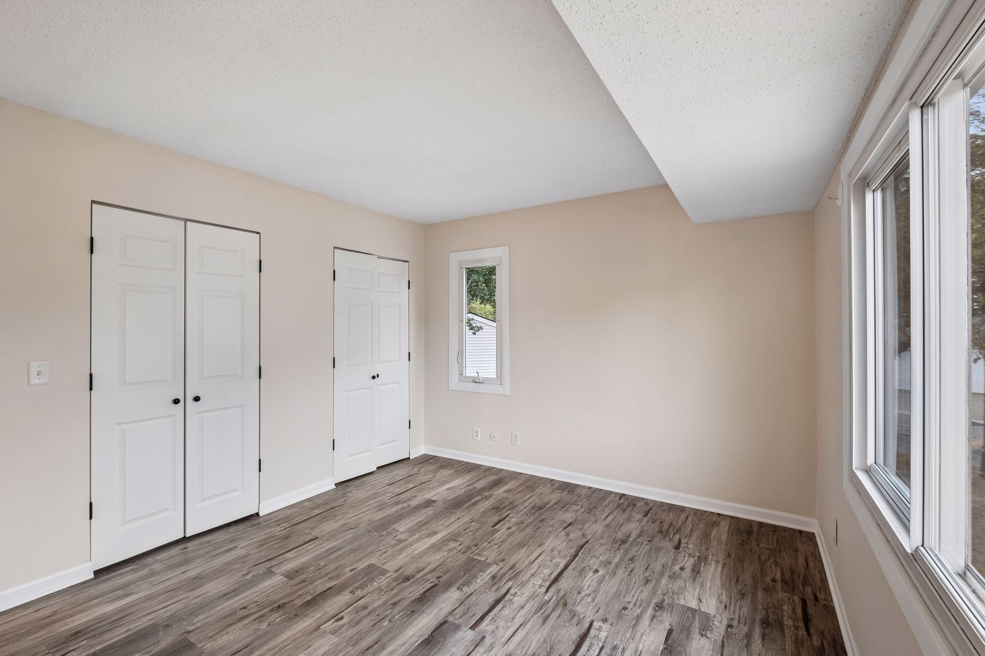 View of Residential at 1498 Woodview Avenue, Eagan MN 55122, Eagan (31 of 65) - Mike Wilen | Minnesota Team Real Estate