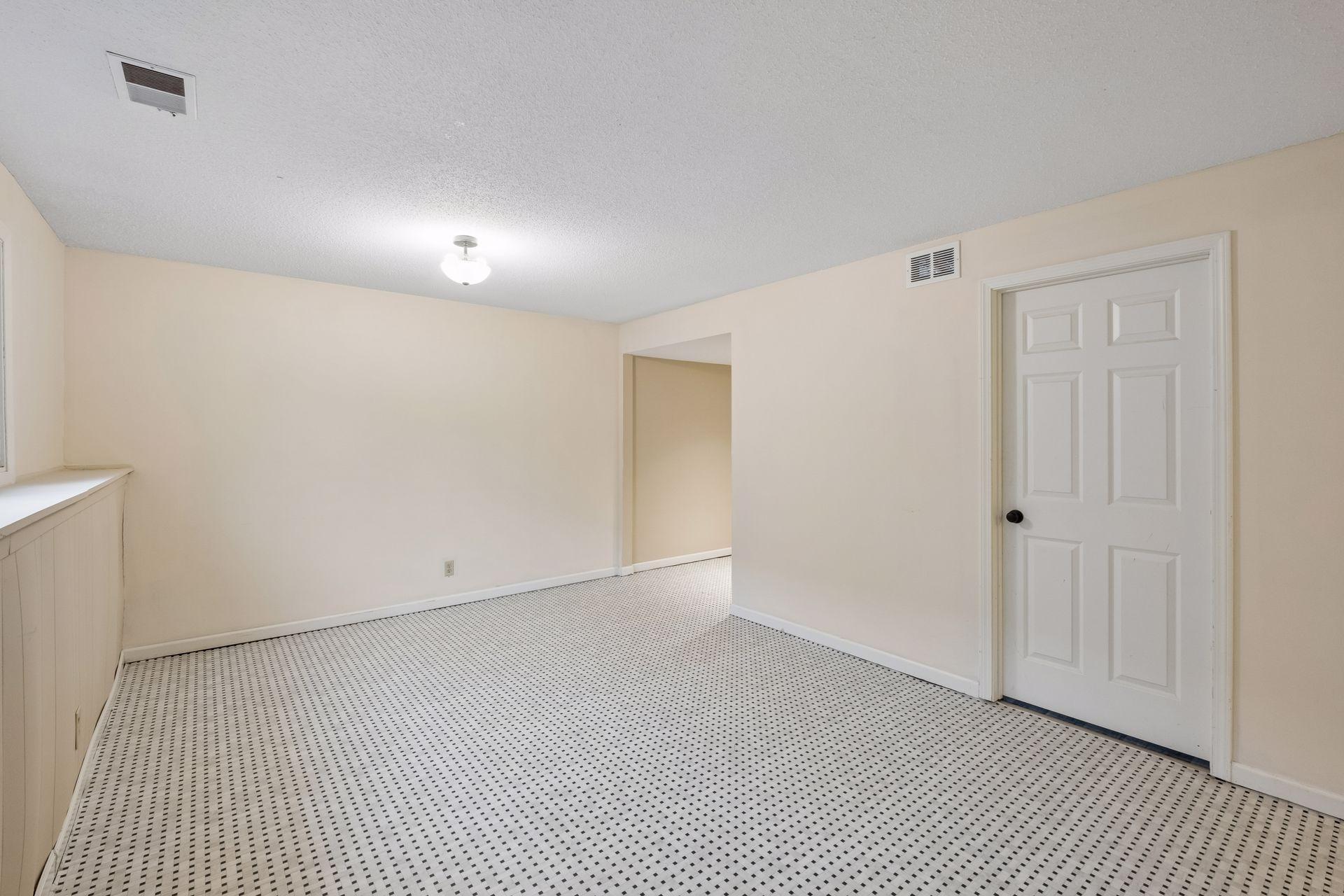 View of Residential at 1498 Woodview Avenue, Eagan MN 55122, Eagan (39 of 65) - Mike Wilen | Minnesota Team Real Estate