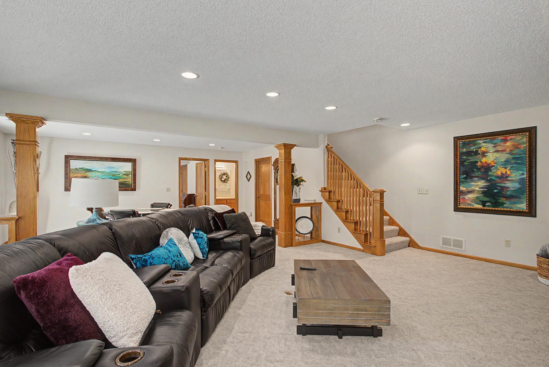 View of Residential at 9753 Wedgewood Circle, Woodbury MN 55125, Woodbury (44 of 52) - Mike Wilen | Minnesota Team Real Estate