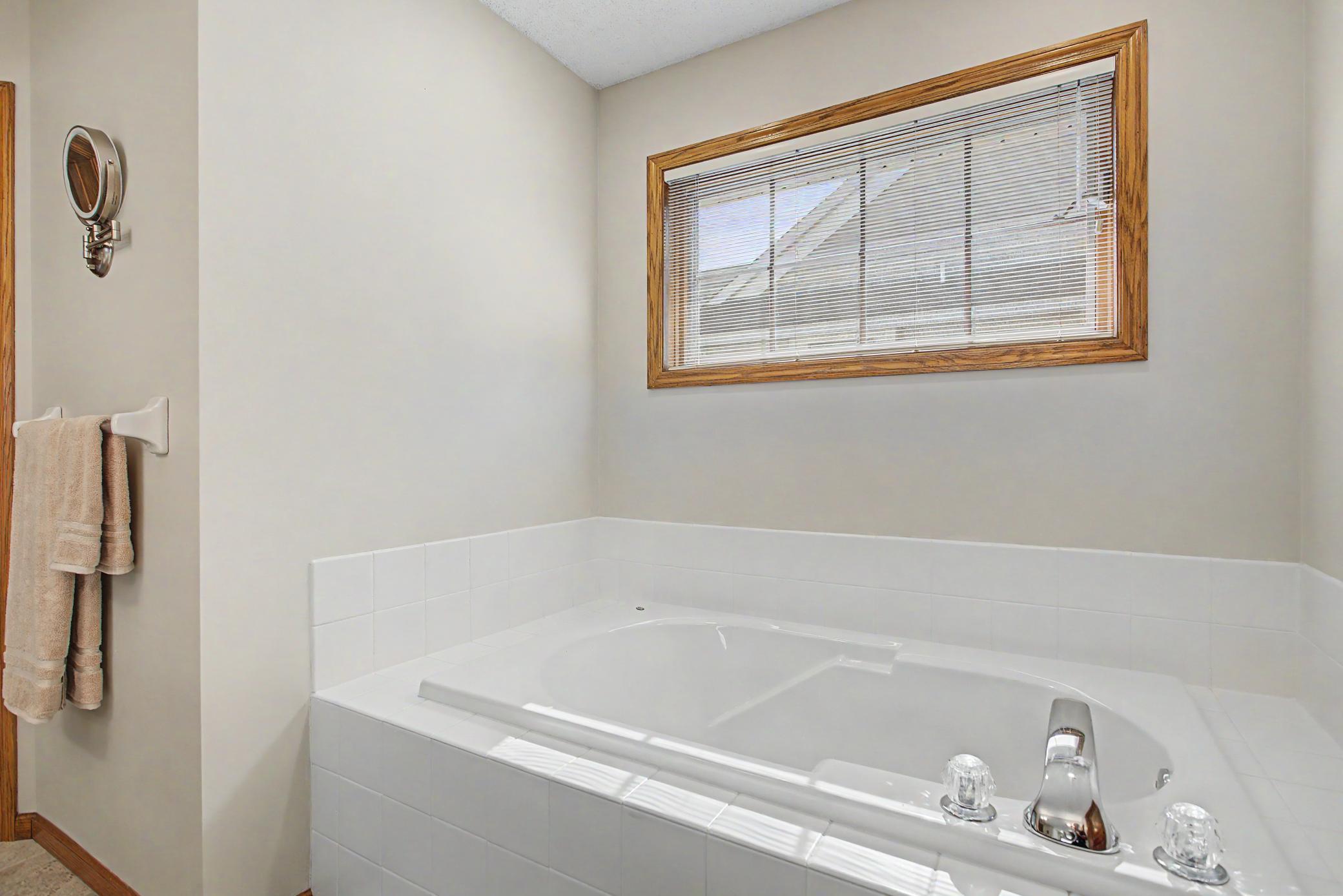 View of Residential at 9753 Wedgewood Circle, Woodbury MN 55125, Woodbury (41 of 52) - Mike Wilen | Minnesota Team Real Estate