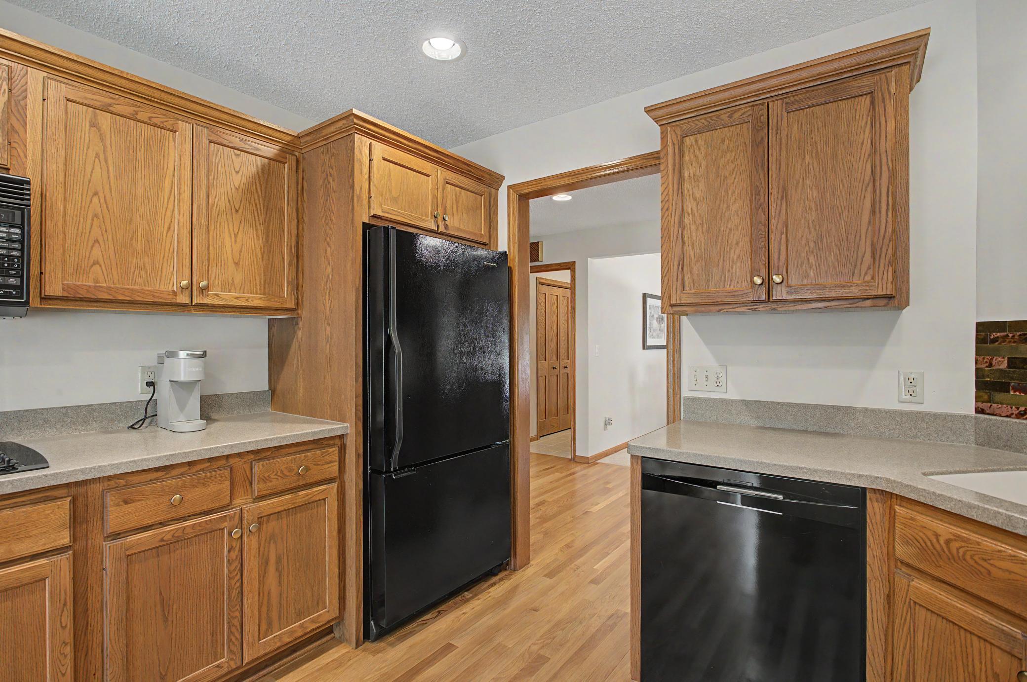 View of Residential at 9753 Wedgewood Circle, Woodbury MN 55125, Woodbury (31 of 52) - Mike Wilen | Minnesota Team Real Estate
