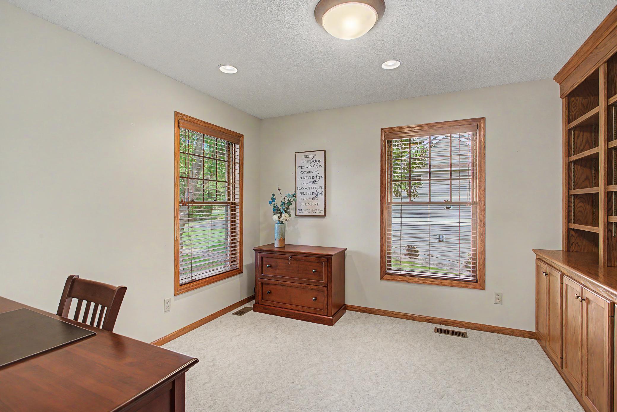 View of Residential at 9753 Wedgewood Circle, Woodbury MN 55125, Woodbury (21 of 52) - Mike Wilen | Minnesota Team Real Estate