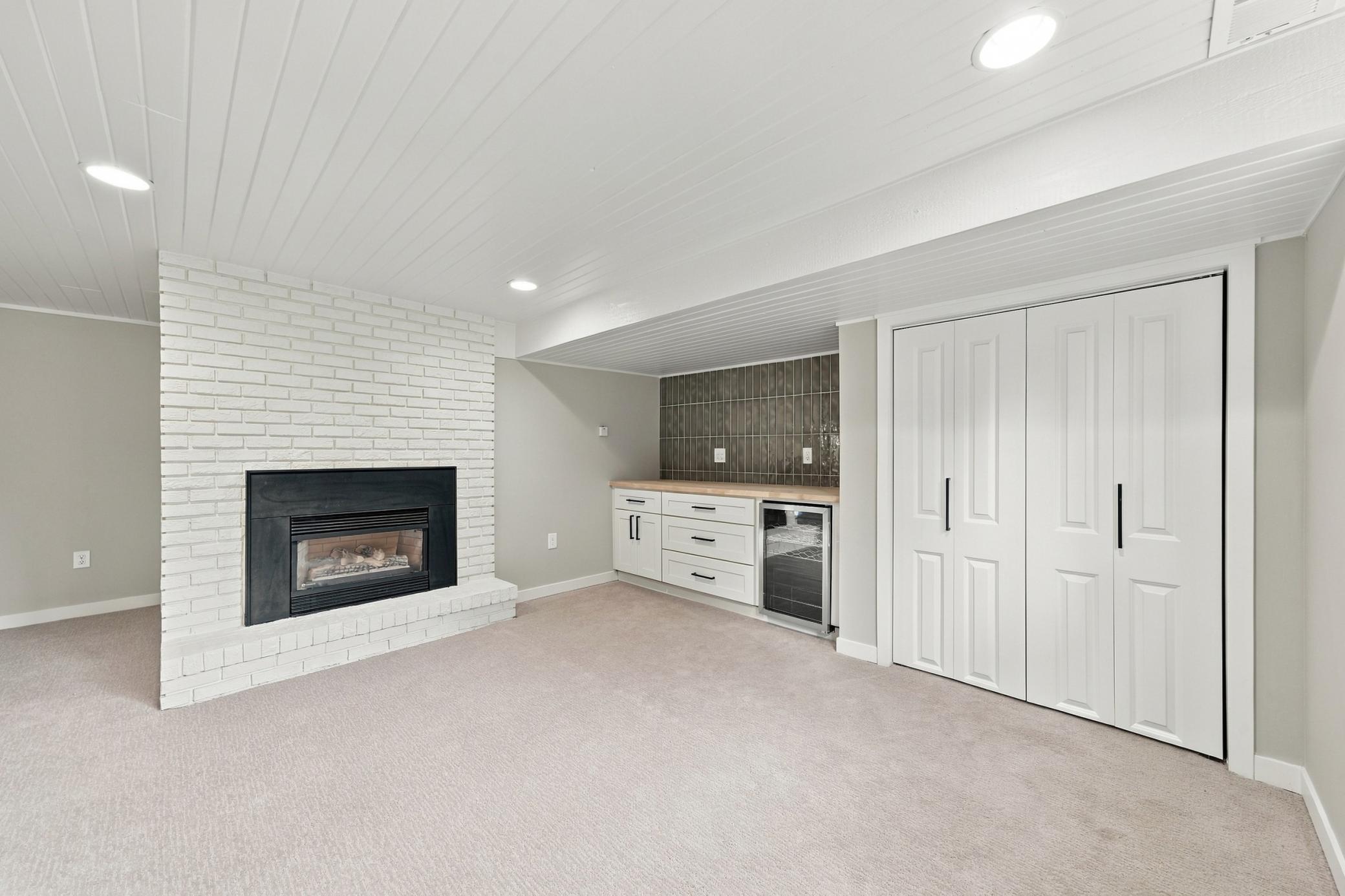 View of Residential at 16724 Blenheim Way, Minnetonka MN 55345, Minnetonka (58 of 92) - Mike Wilen | Minnesota Team Real Estate