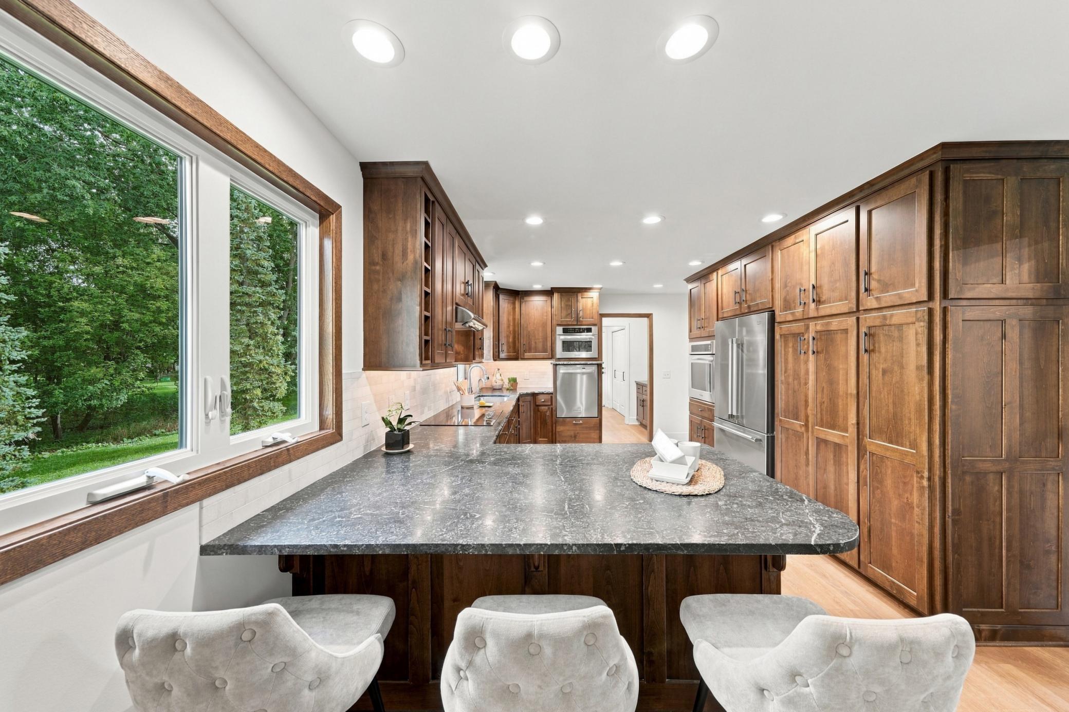 View of Residential at 16724 Blenheim Way, Minnetonka MN 55345, Minnetonka (10 of 92) - Mike Wilen | Minnesota Team Real Estate