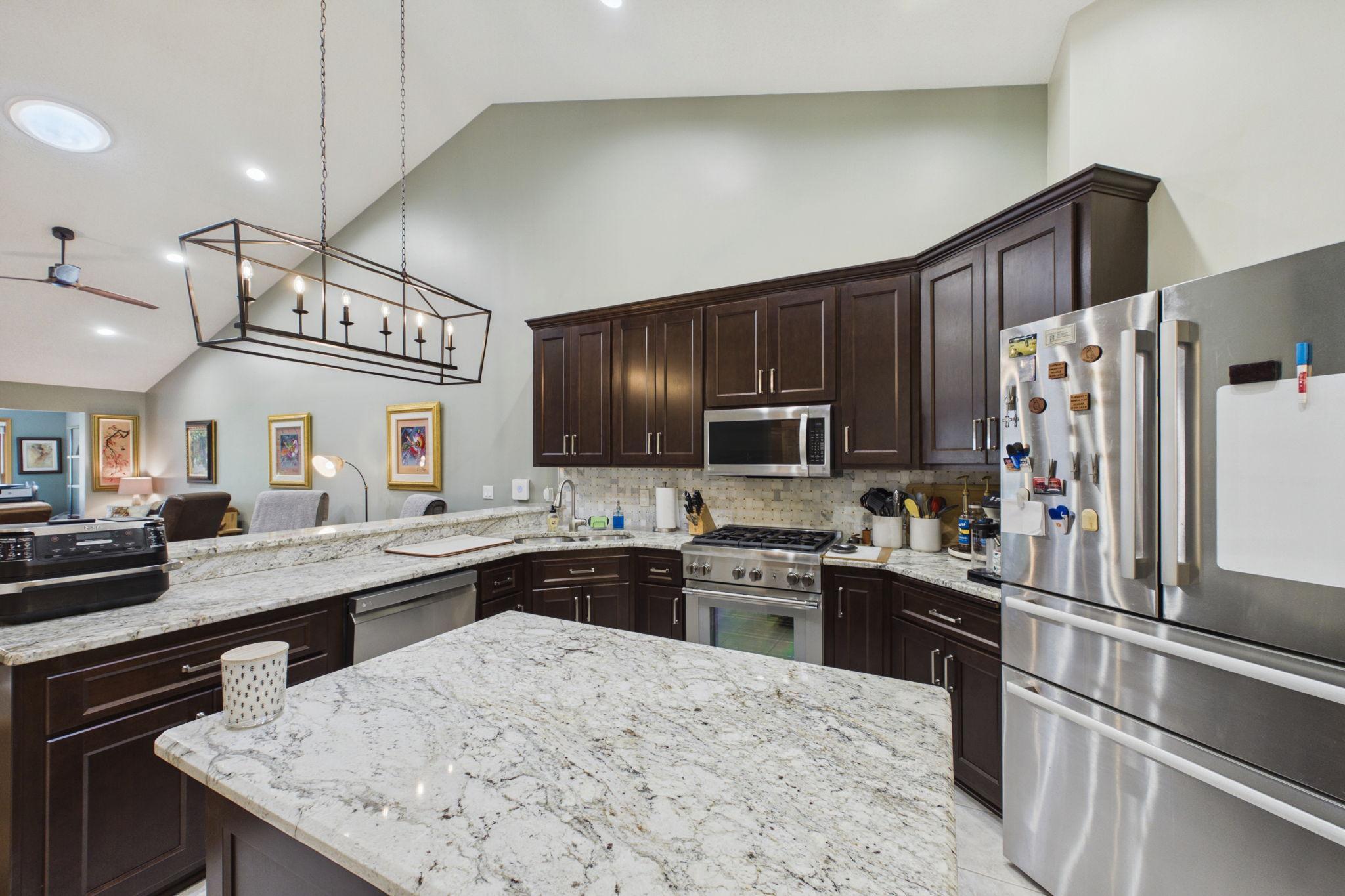 View of Residential at 4201 93rd Avenue, Brooklyn Park MN 55443, Brooklyn Park (4 of 42) - Mike Wilen | Minnesota Team Real Estate