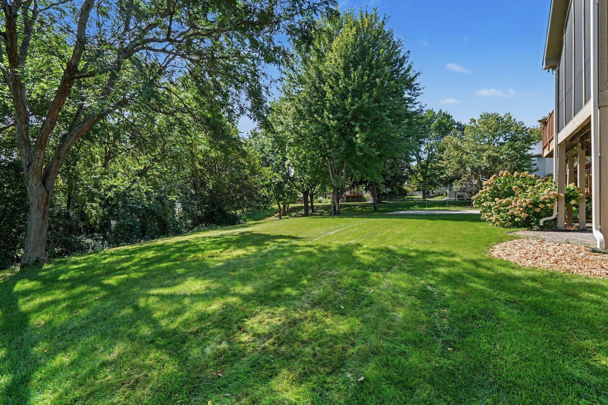 View of Residential at 17207 Trenton Lane, Eden Prairie MN 55347, Eden Prairie (38 of 45) - Mike Wilen | Minnesota Team Real Estate