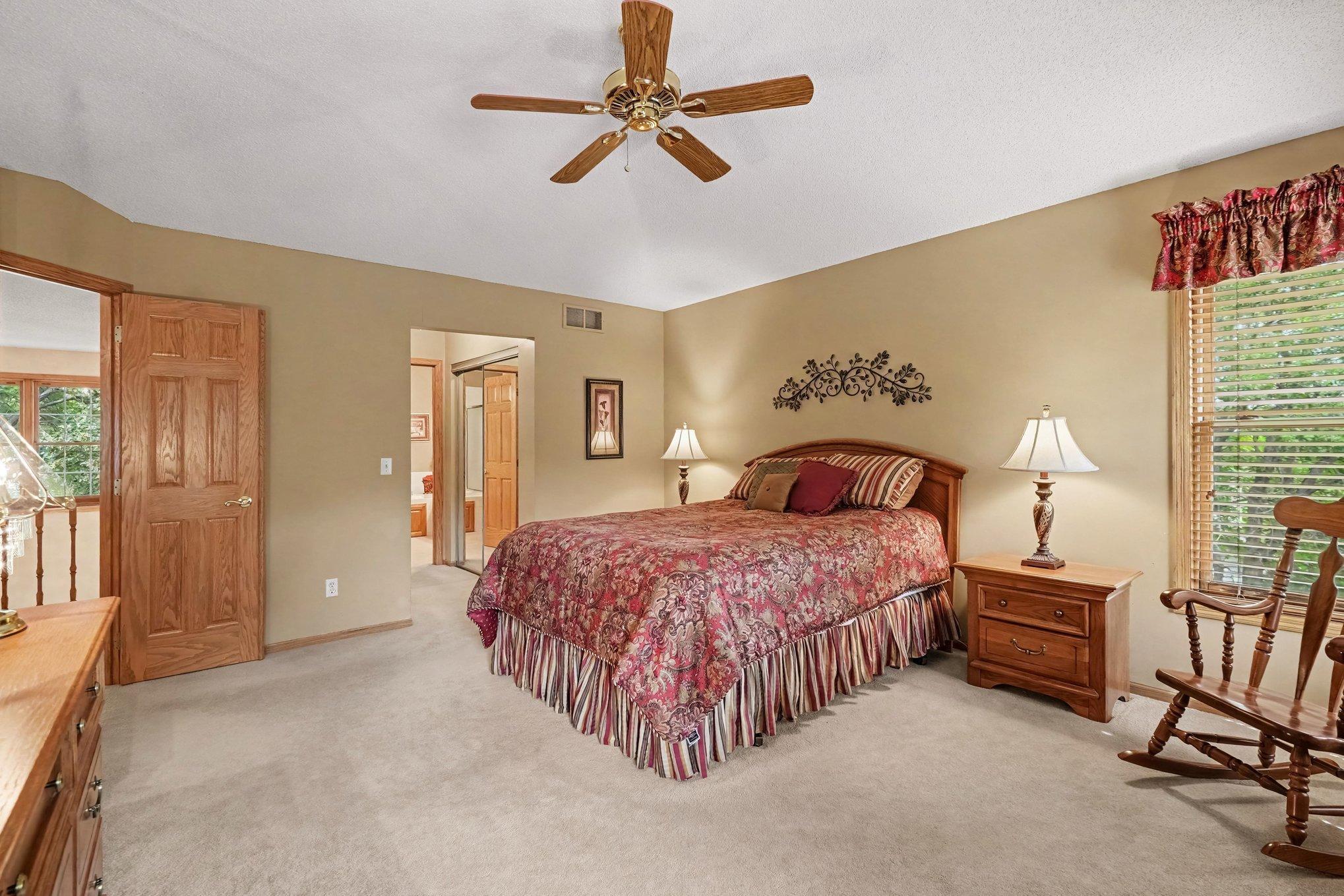 View of Residential at 17207 Trenton Lane, Eden Prairie MN 55347, Eden Prairie (21 of 45) - Mike Wilen | Minnesota Team Real Estate