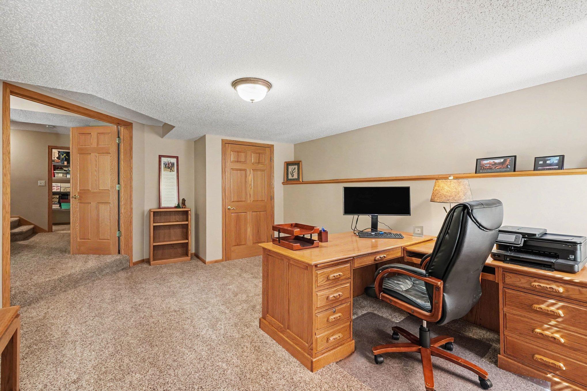 View of Residential at 17207 Trenton Lane, Eden Prairie MN 55347, Eden Prairie (18 of 45) - Mike Wilen | Minnesota Team Real Estate