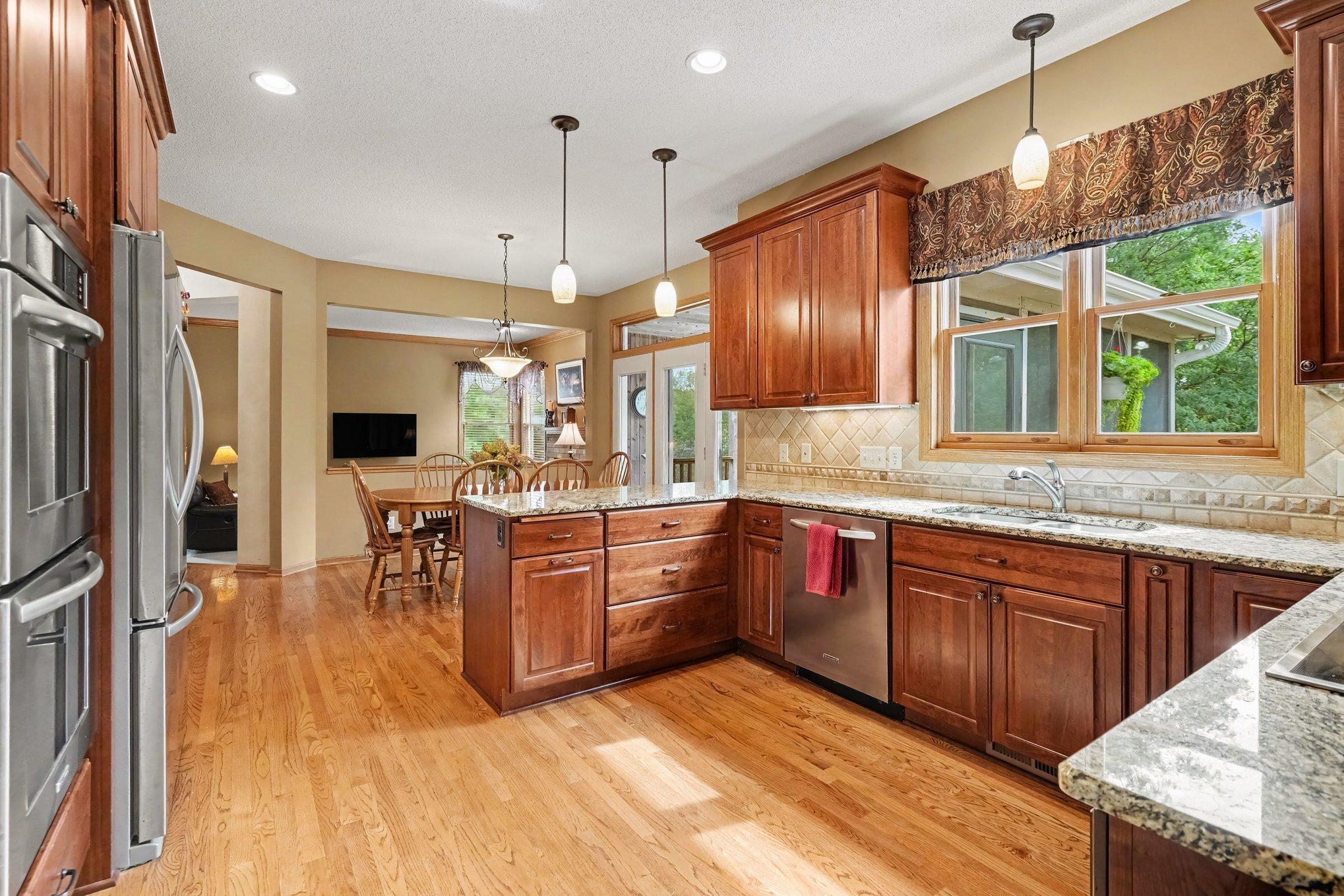 View of Residential at 17207 Trenton Lane, Eden Prairie MN 55347, Eden Prairie (12 of 45) - Mike Wilen | Minnesota Team Real Estate