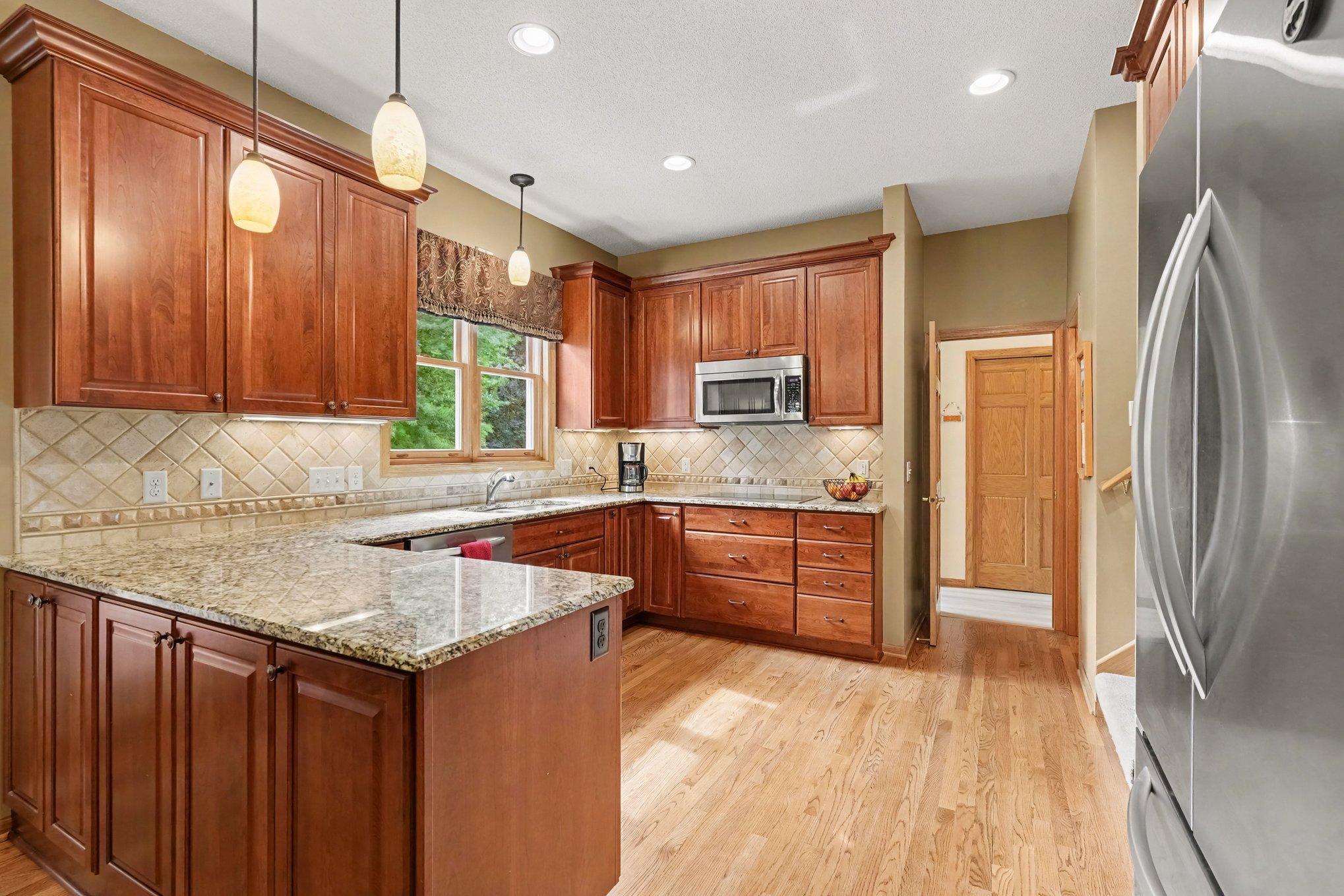 View of Residential at 17207 Trenton Lane, Eden Prairie MN 55347, Eden Prairie (10 of 45) - Mike Wilen | Minnesota Team Real Estate