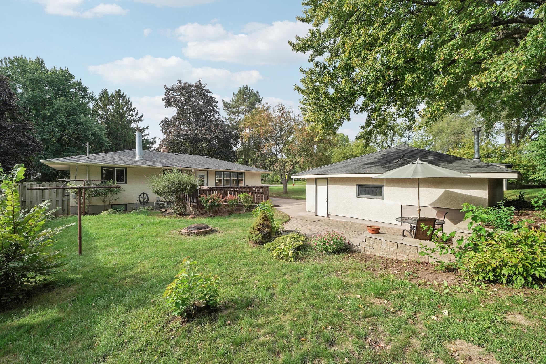 View of Residential at 2153 Holloway Avenue, North Saint Paul MN 55109, North Saint Paul (42 of 47) - Mike Wilen | Minnesota Team Real Estate