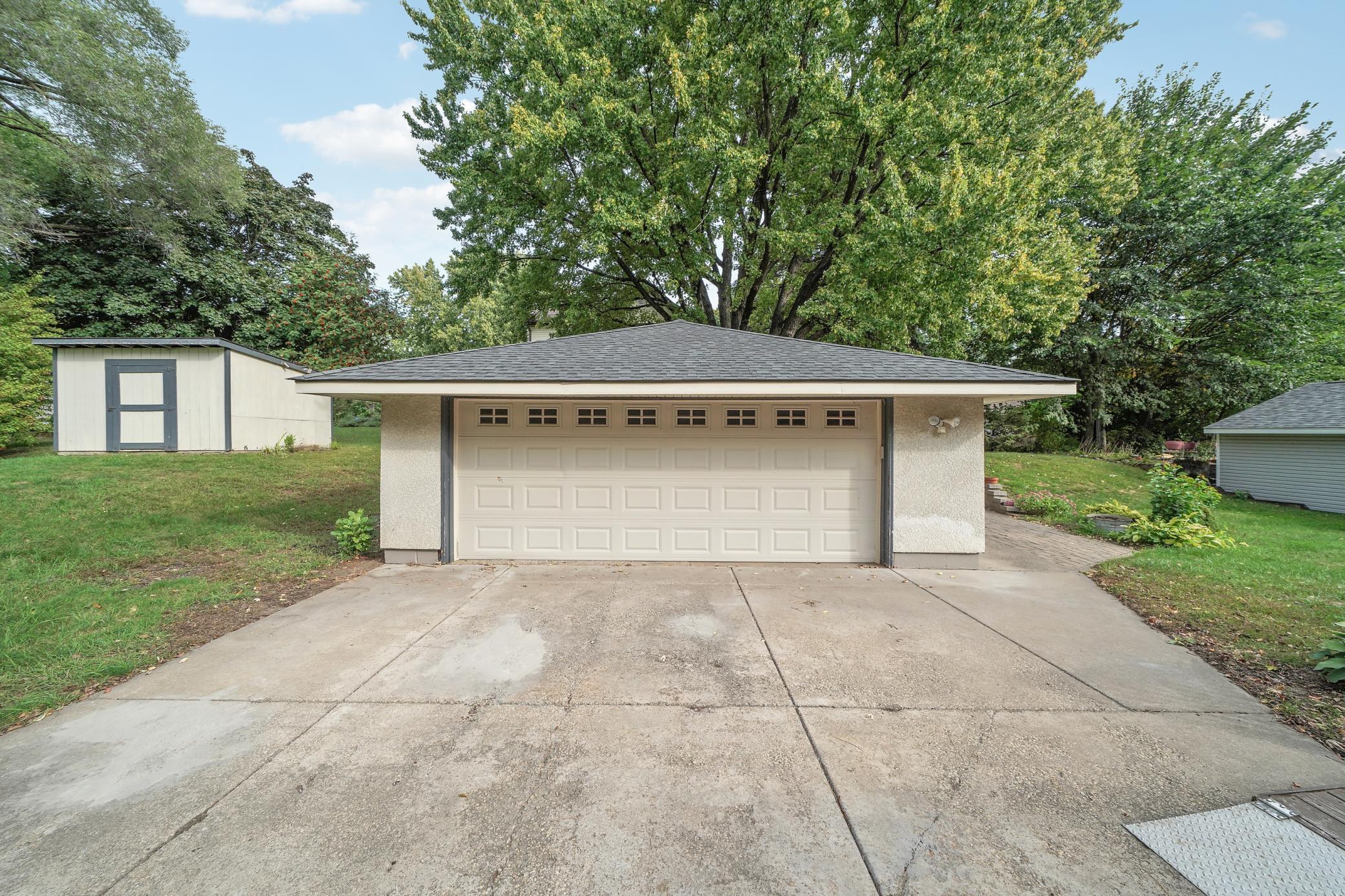 View of Residential at 2153 Holloway Avenue, North Saint Paul MN 55109, North Saint Paul (39 of 47) - Mike Wilen | Minnesota Team Real Estate