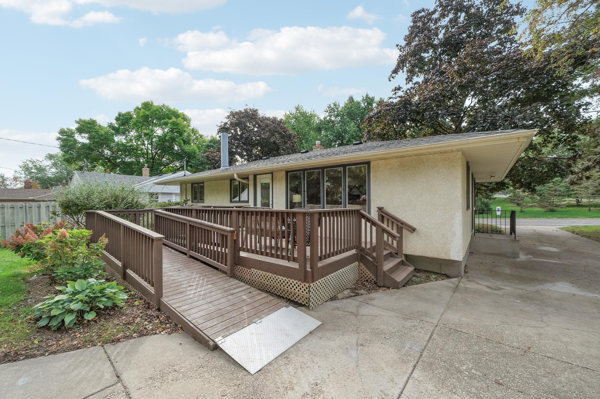 View of Residential at 2153 Holloway Avenue, North Saint Paul MN 55109, North Saint Paul (35 of 47) - Mike Wilen | Minnesota Team Real Estate