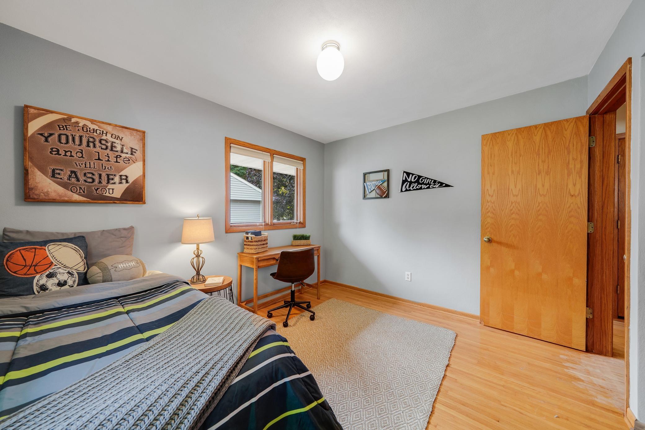 View of Residential at 2153 Holloway Avenue, North Saint Paul MN 55109, North Saint Paul (22 of 47) - Mike Wilen | Minnesota Team Real Estate